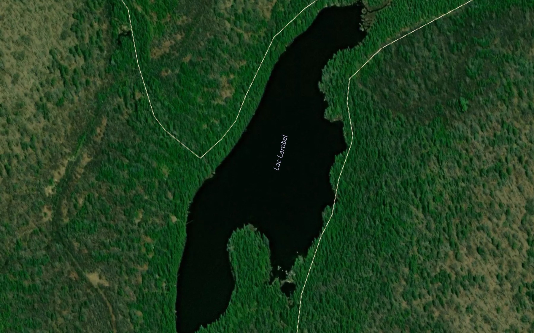 Satellite map of the Lac Larobel