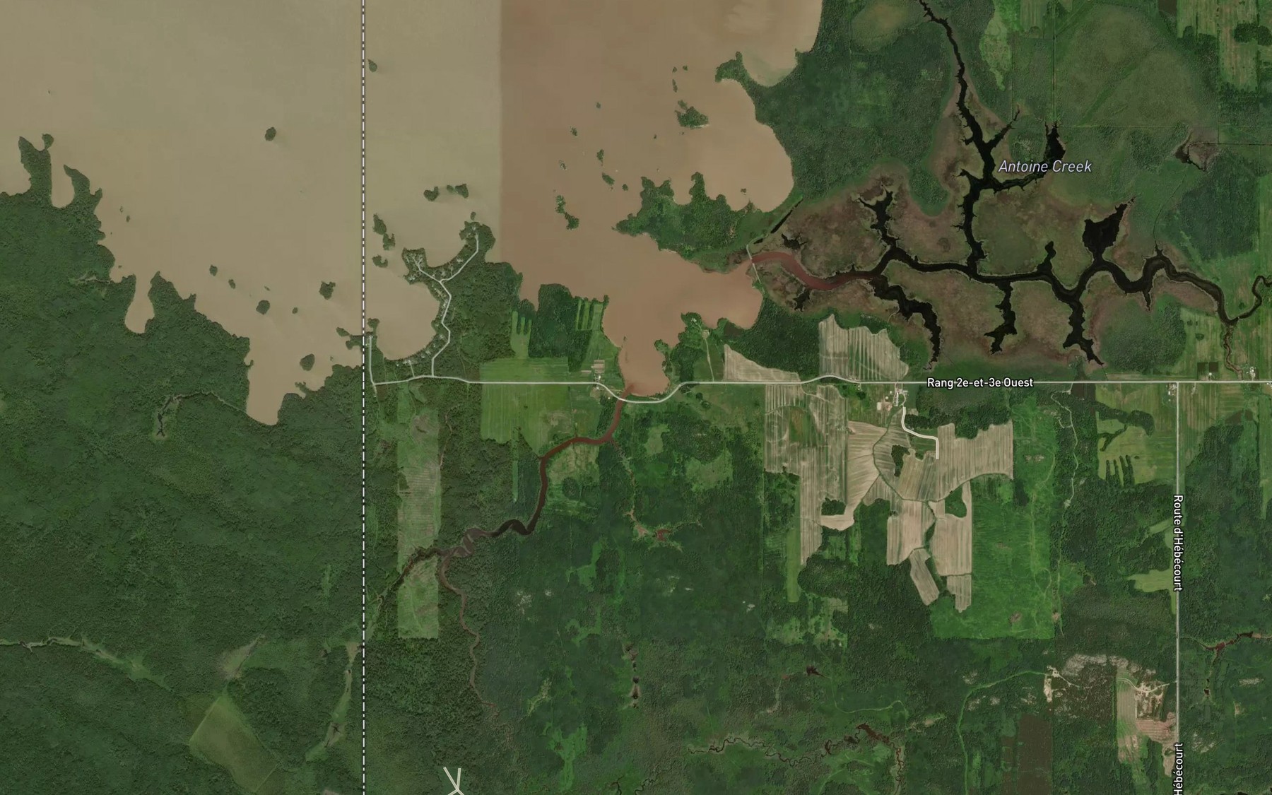 Satellite map of the Riviere du Quebec