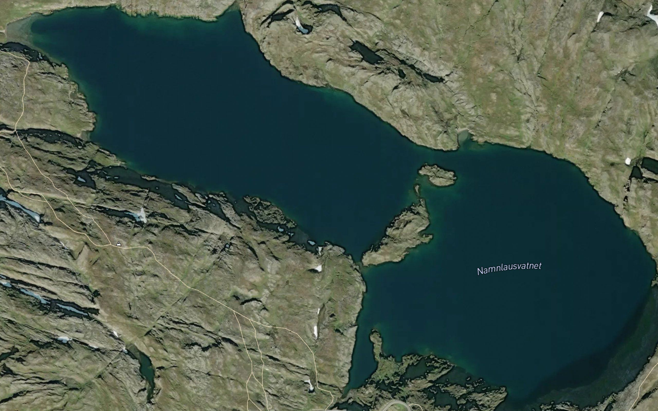 Namnlausvatnet