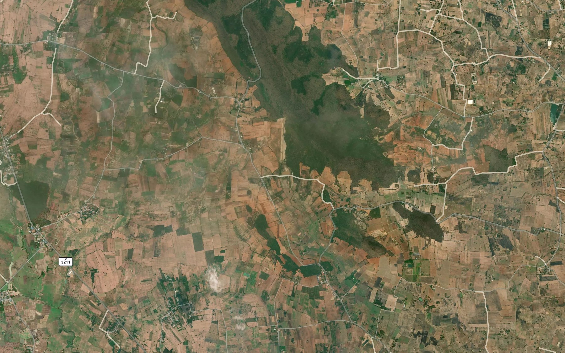 Satellite map of the Ang Kep Nam Ban Khao Tham