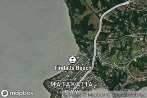 Matakatia Bay