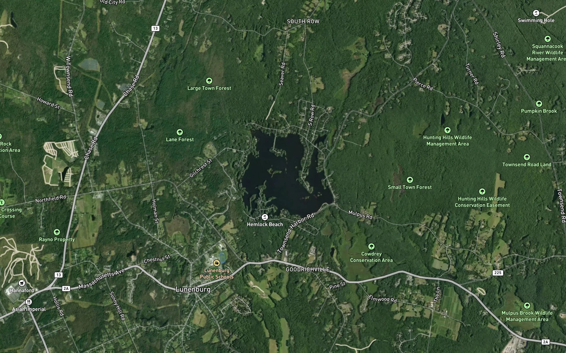 Satellite map of the Hickory Hills Lake