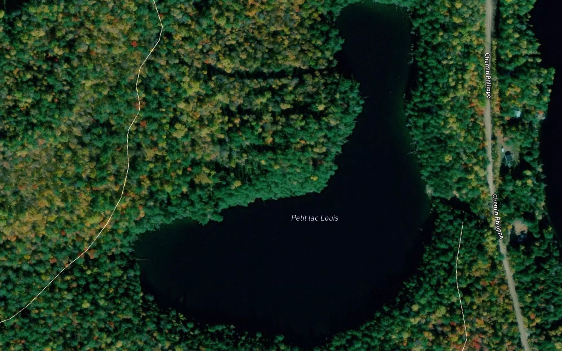 Satellite map of the Petit lac Louis
