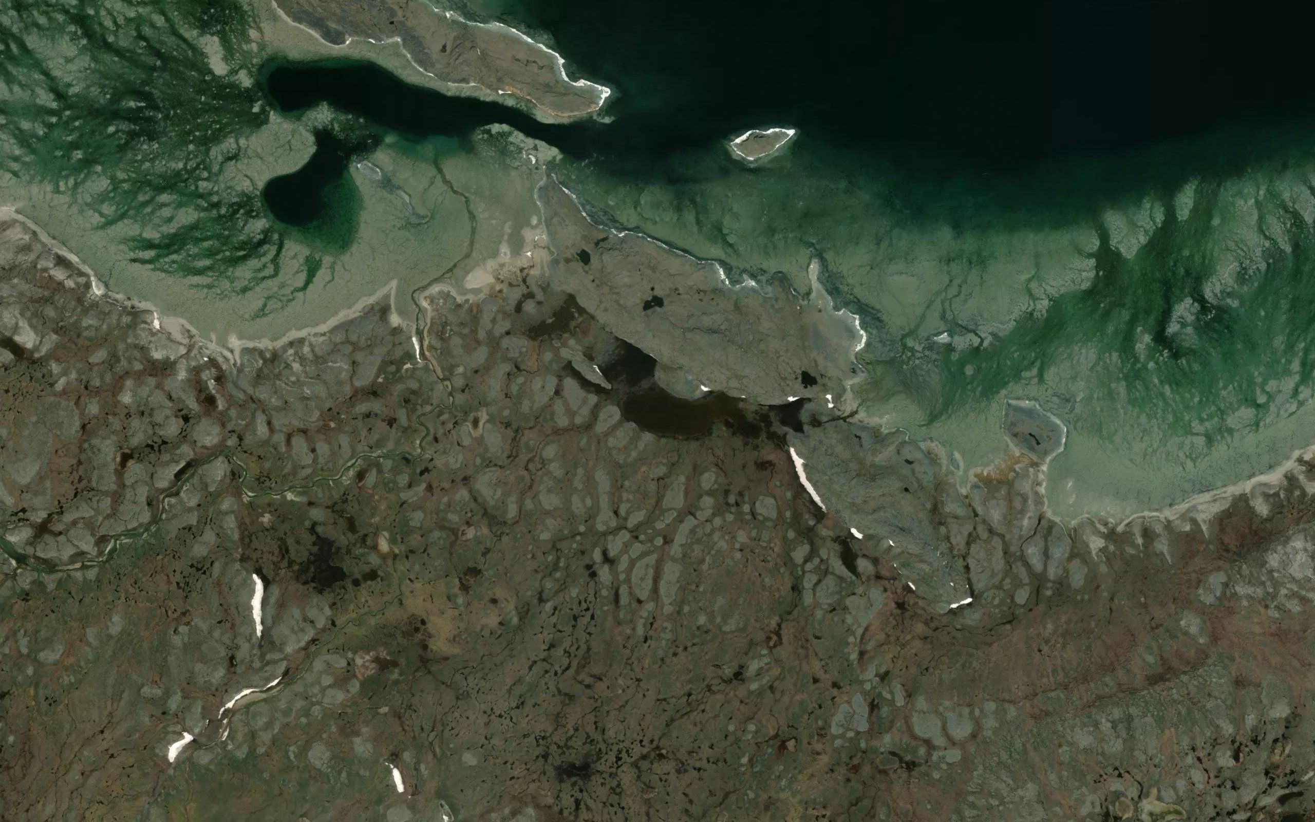 Petit lac Ikkatujaaq