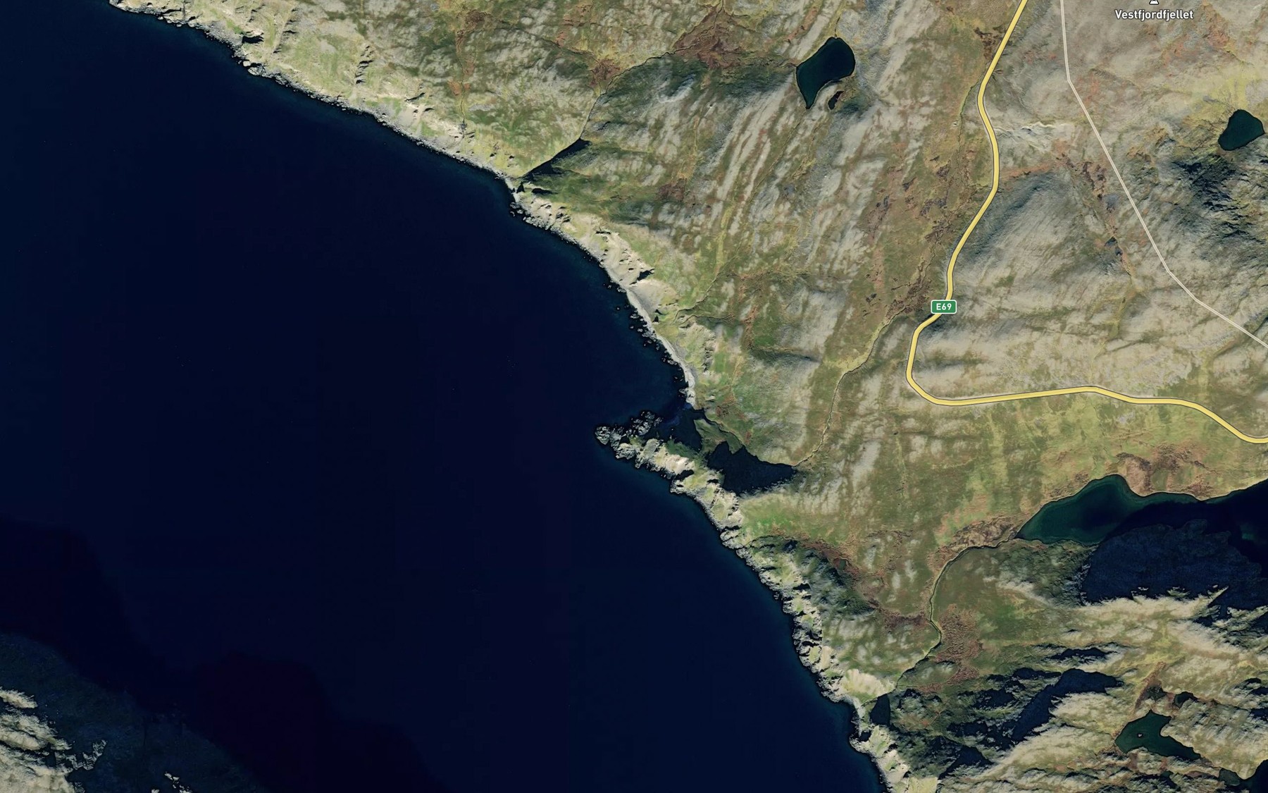 Satellite map of the Smakjeftan