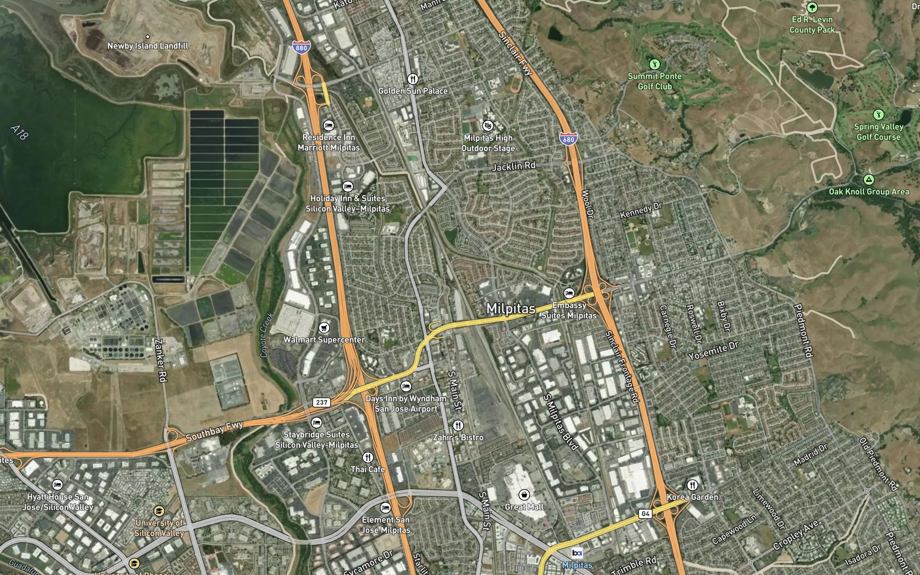 Satellite map of the Arroyo De Los Coches