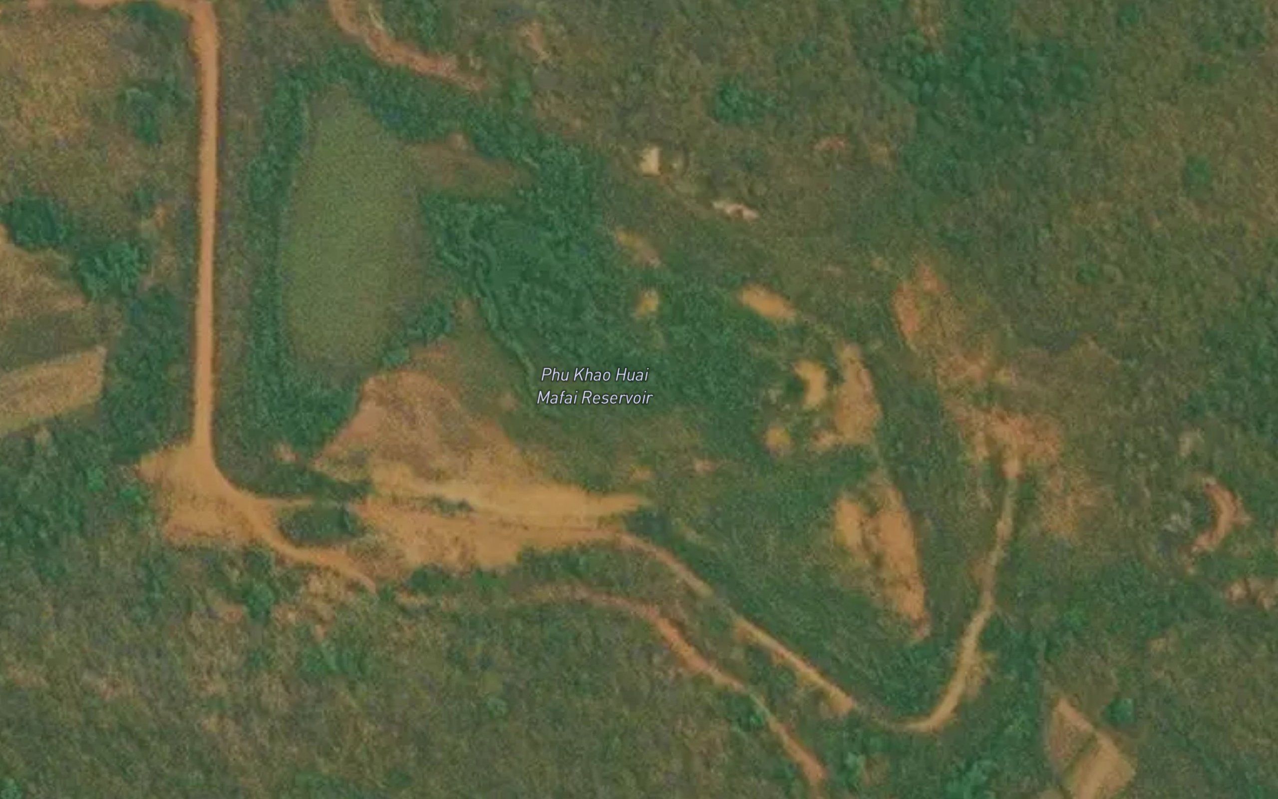 Ang Kep Nam Phu Khao Huai Mafai