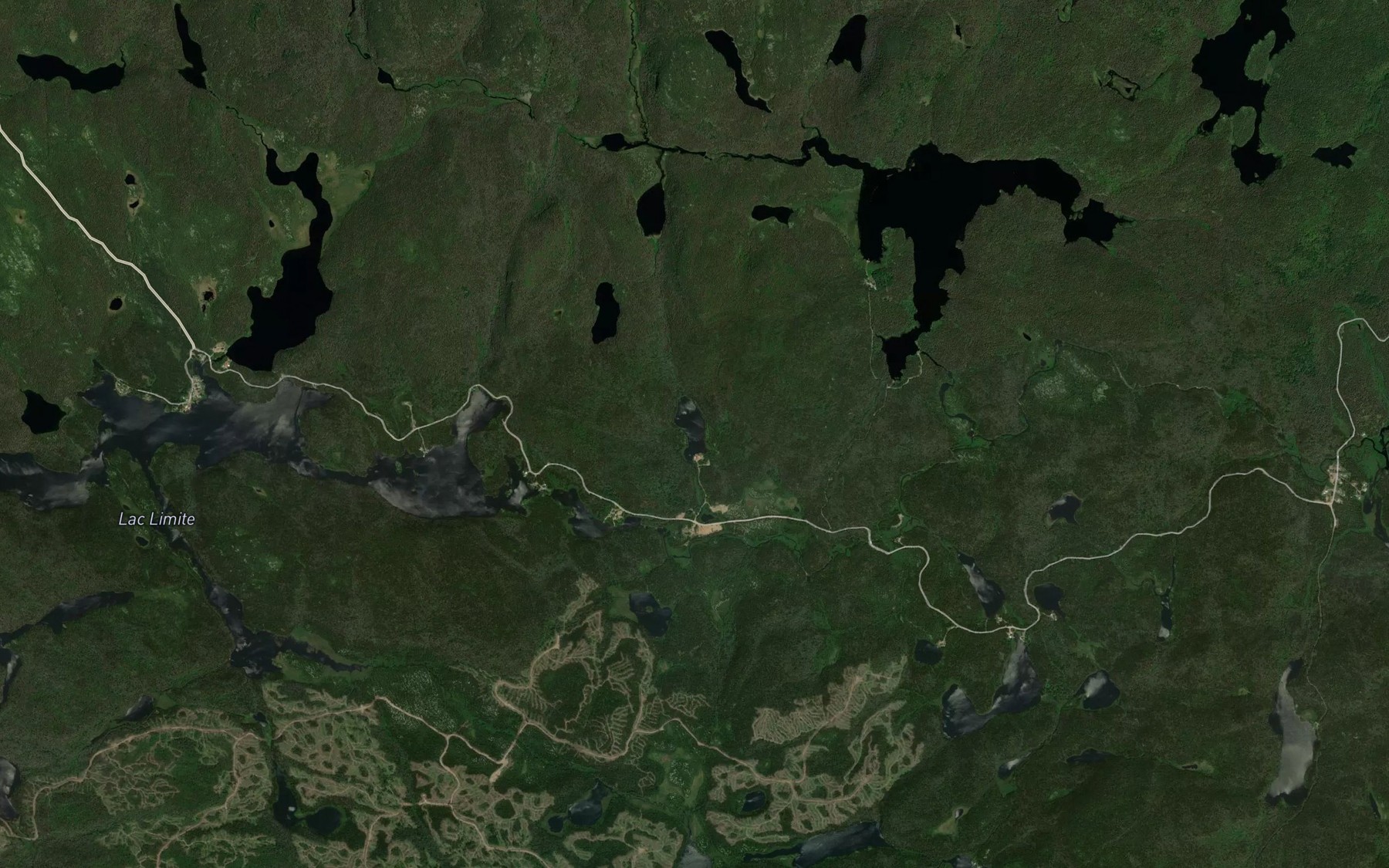 Satellite map of the Lac Rosaire