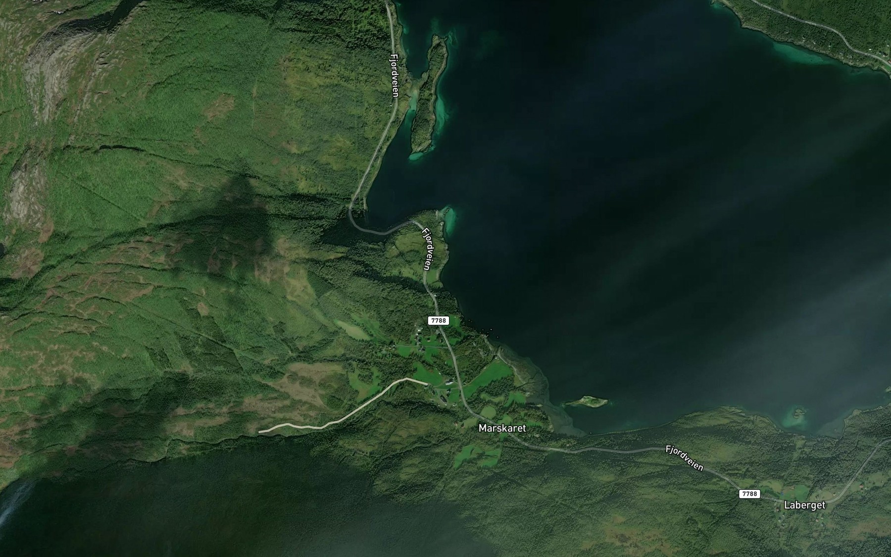 Satellite map of the Tortenvik