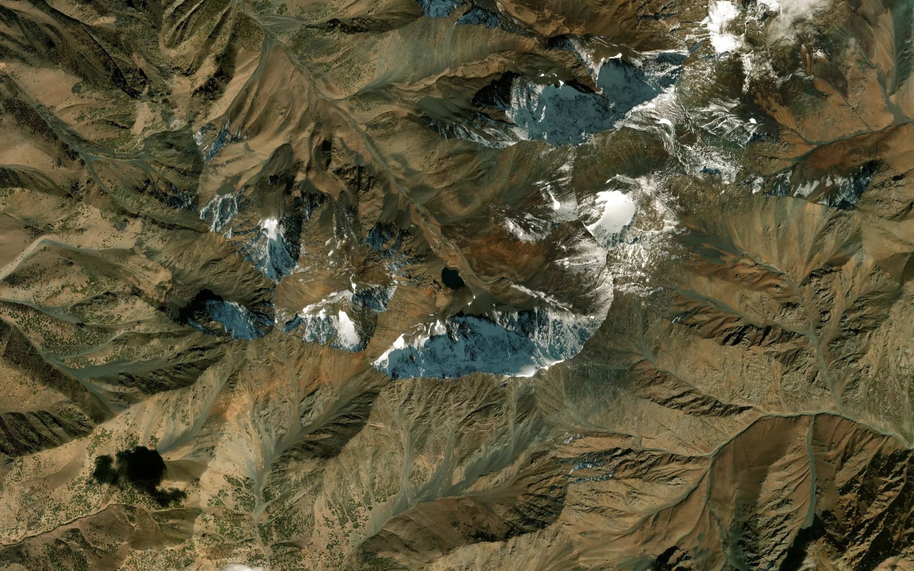 Satellite map of the Ozero Ak-Chal