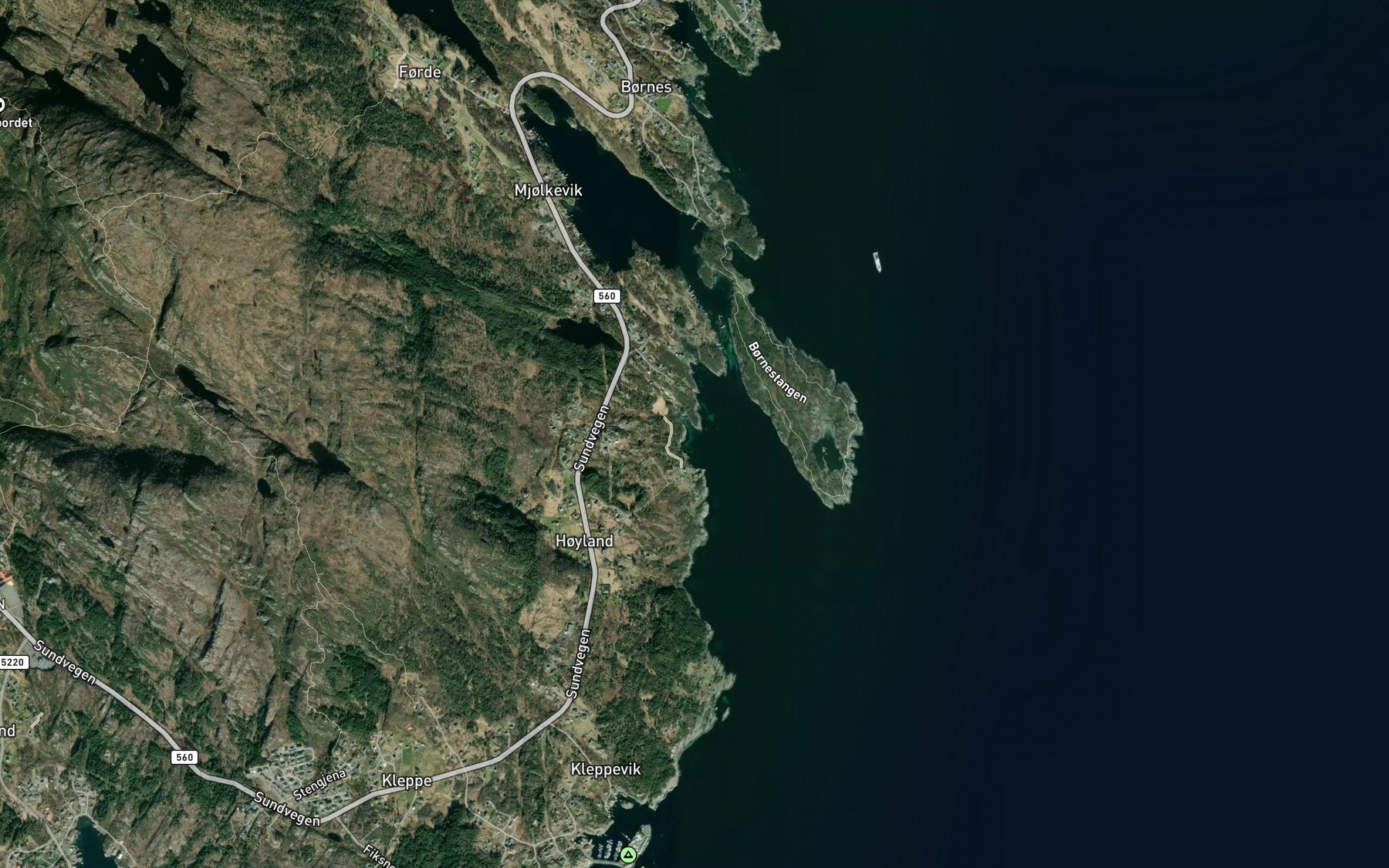 Satellite map of the Setrevika