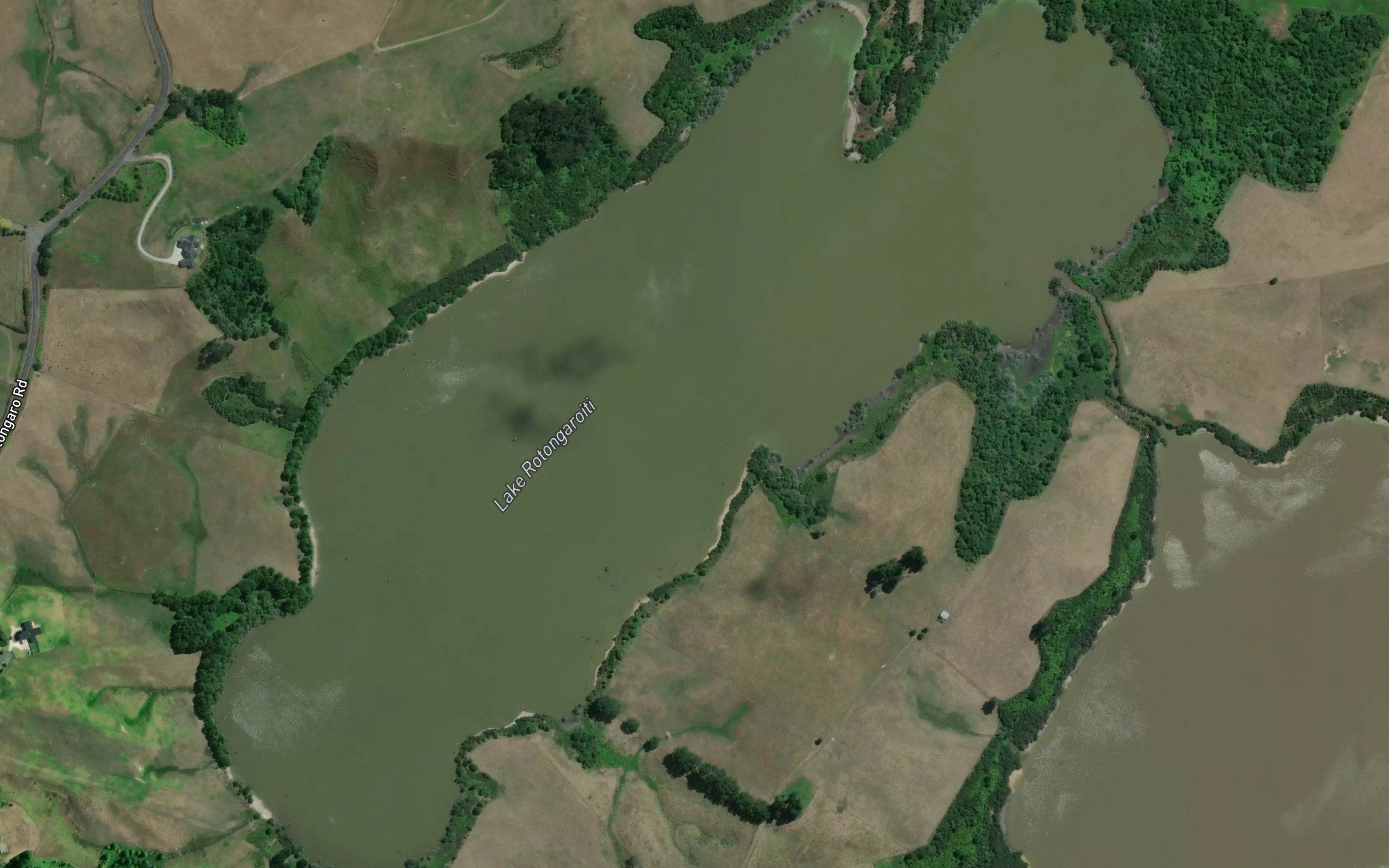 Lake Rotongaroiti