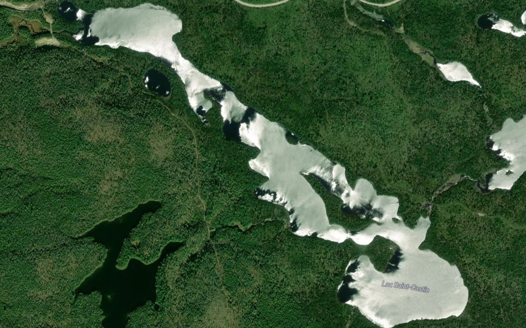 Satellite map of the Lac Saint-Castin