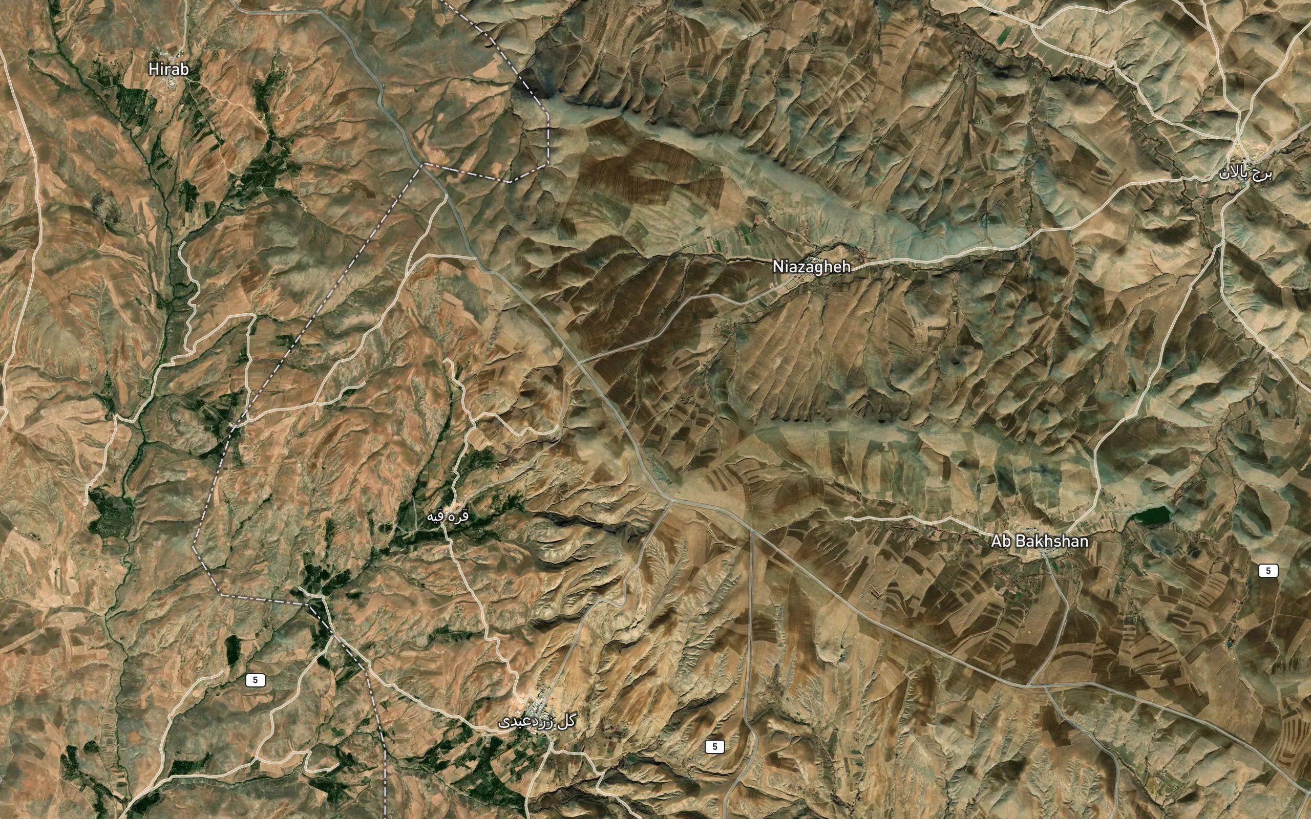 Cheshmeh-ye Qola Bolaghi
