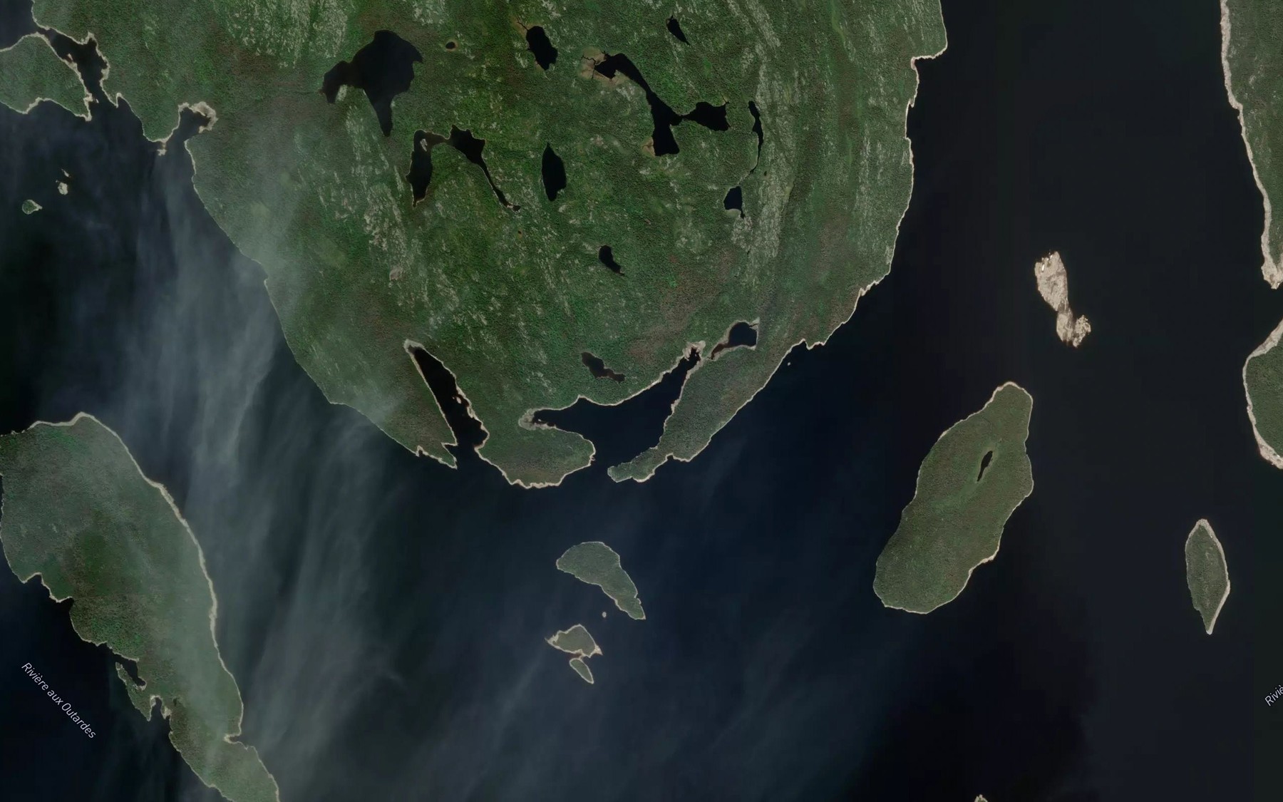 Satellite map of the Baie a Jos