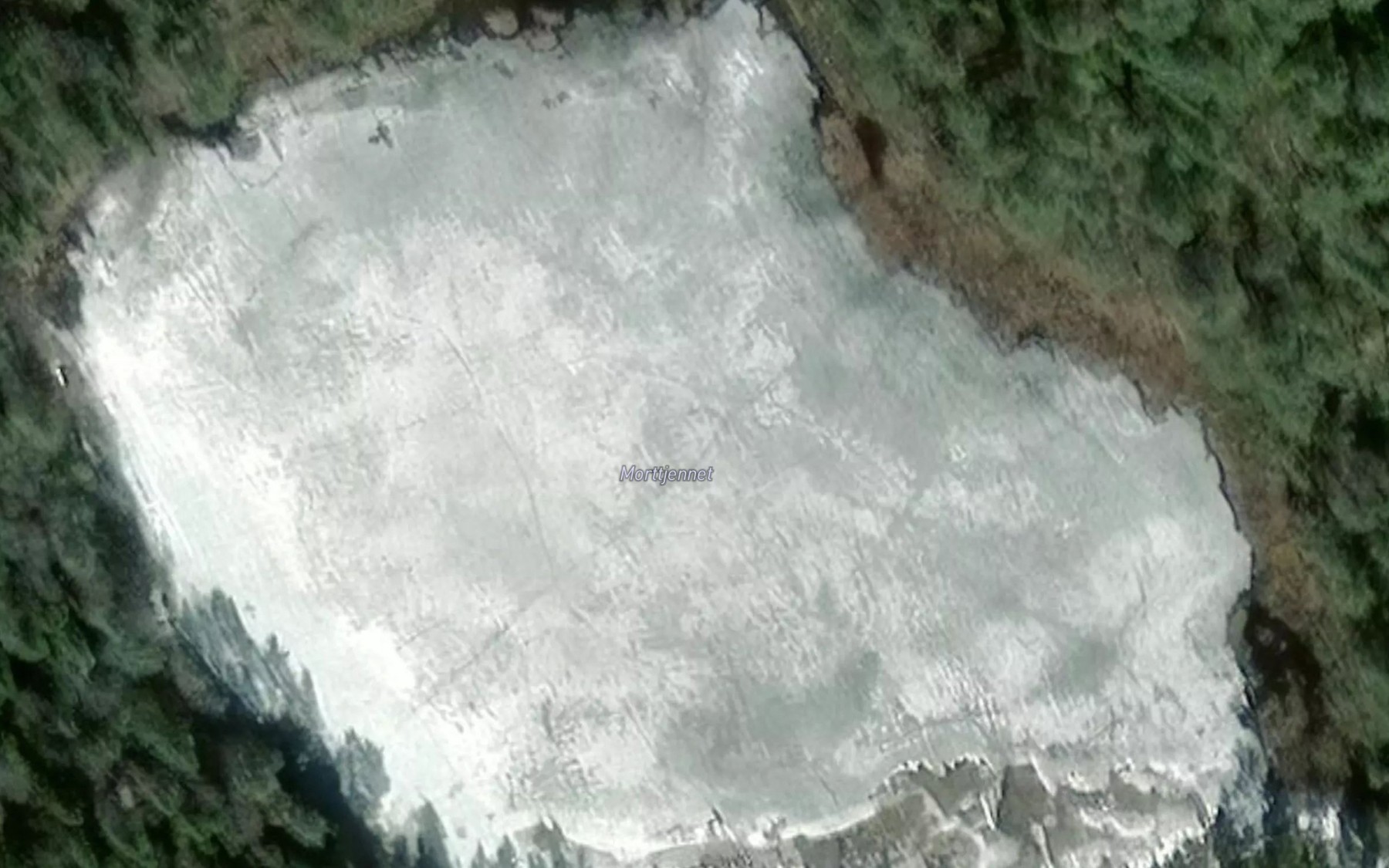 Satellite map of the Morttjennet