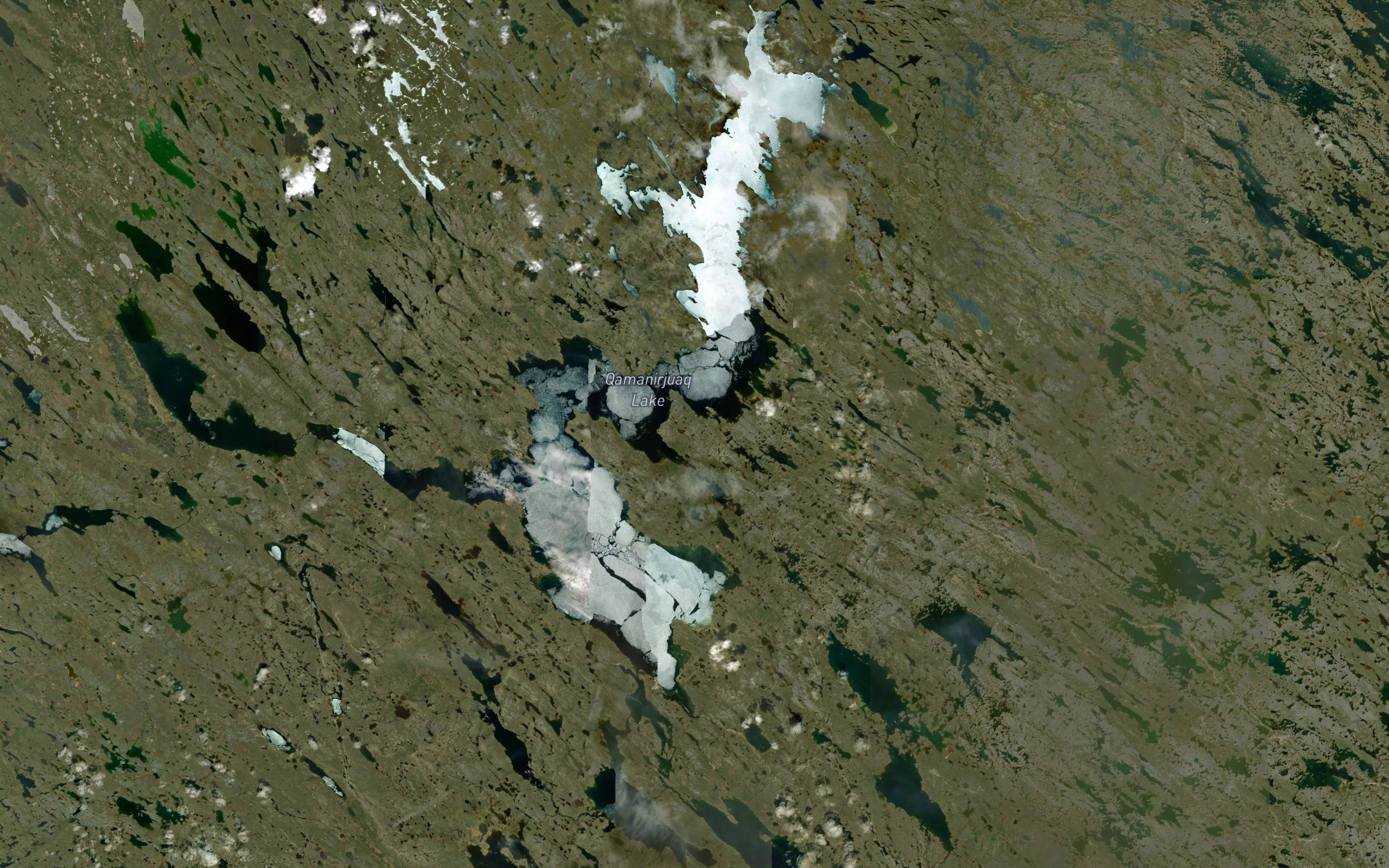 Qamanirjuaq Lake