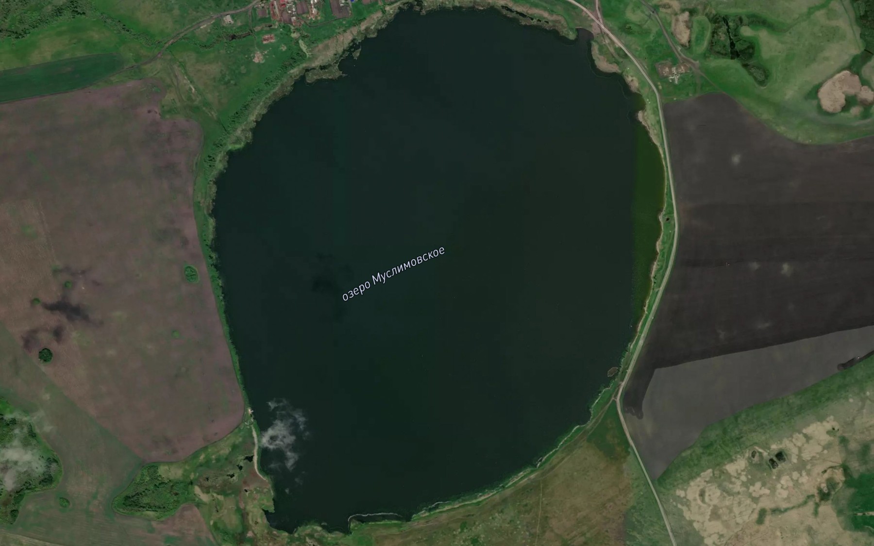 Satellite map of the Ozero Muslimovskoye