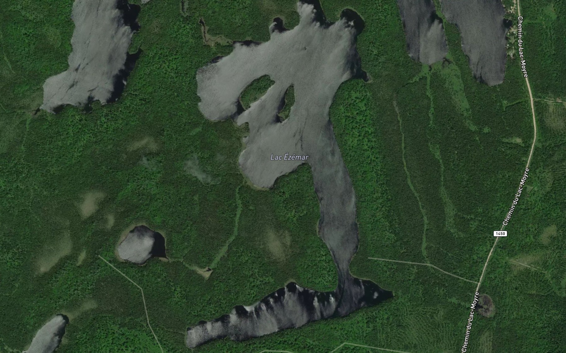 Satellite map of the Lac Ezemar