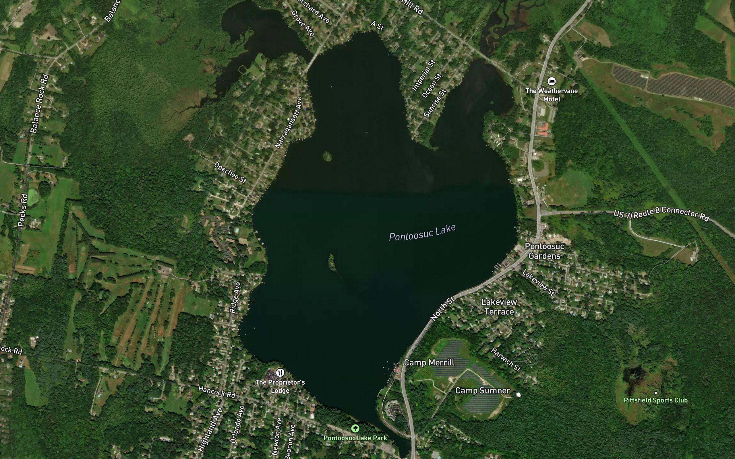 Pontoosuc Lake
