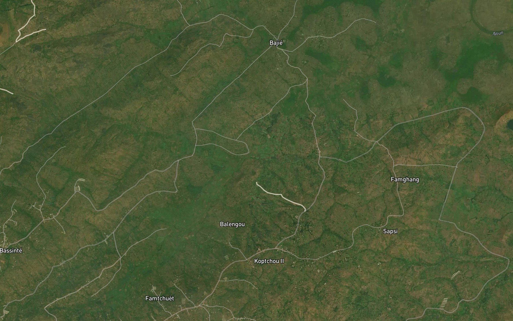 Satellite map of the Famleng