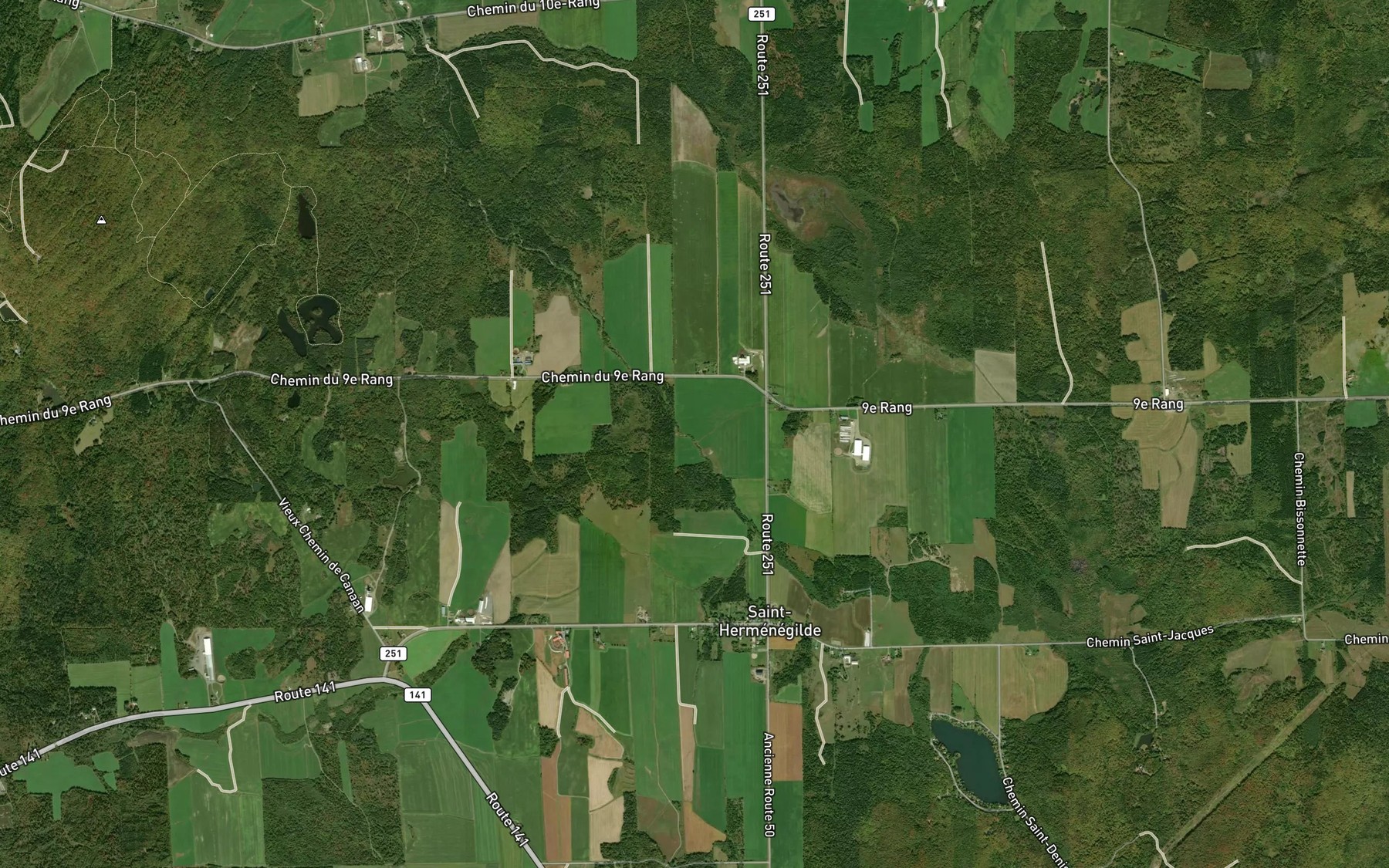 Satellite map of the Cours d'eau Saint-James