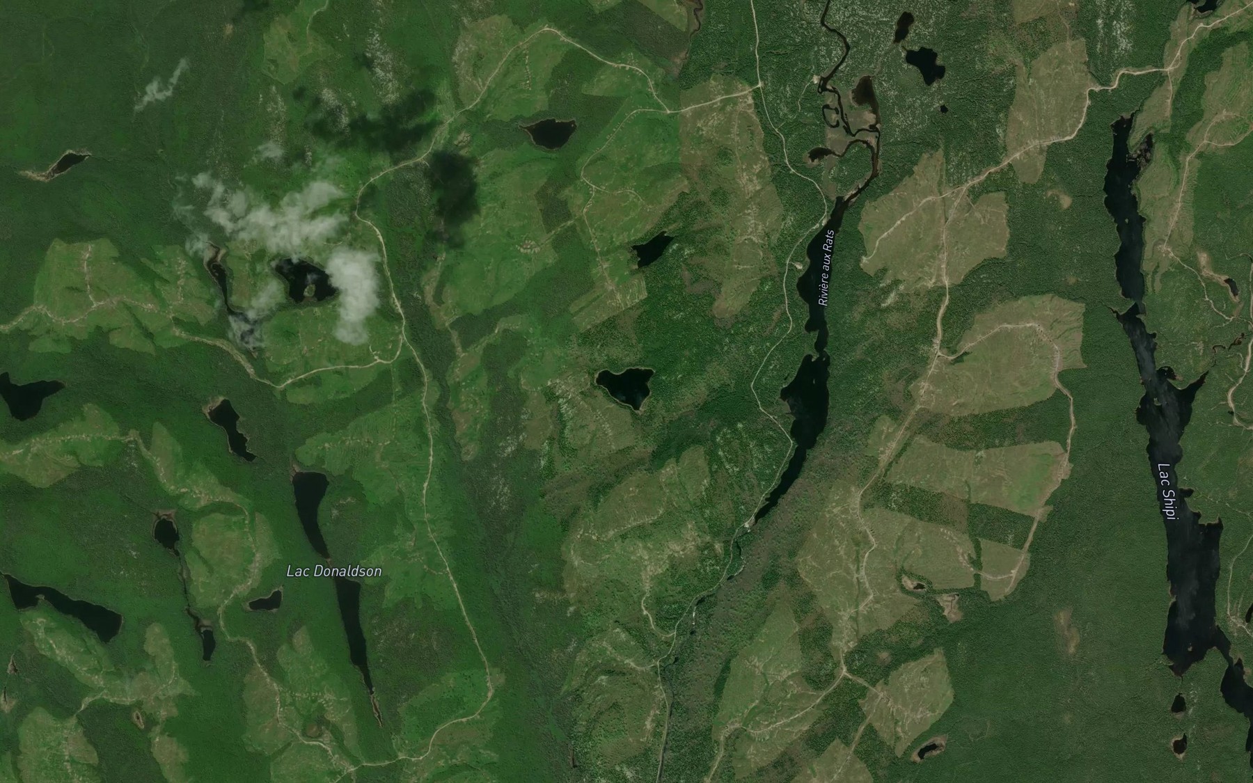 Satellite map of the Lac du Trait Carre