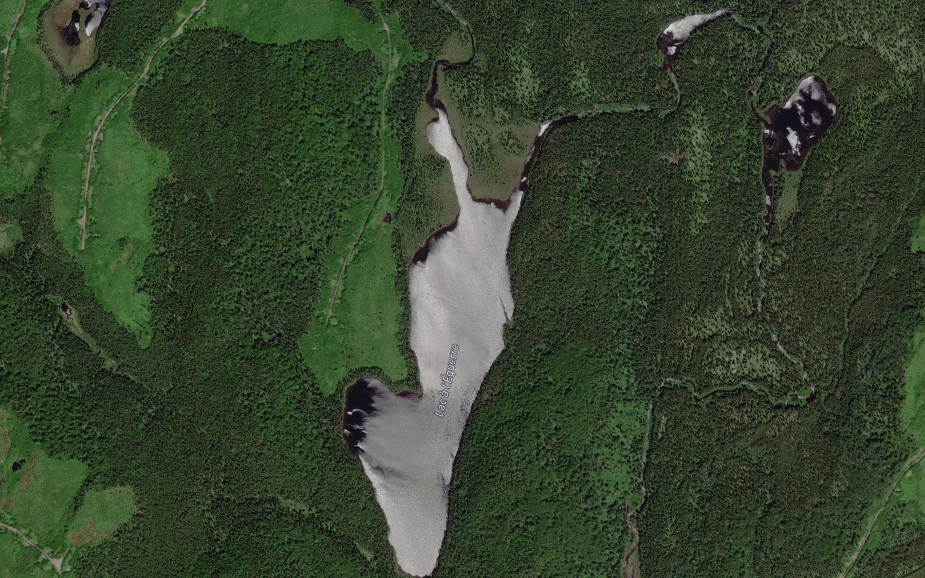 Satellite map of the Lac a l'Equerre