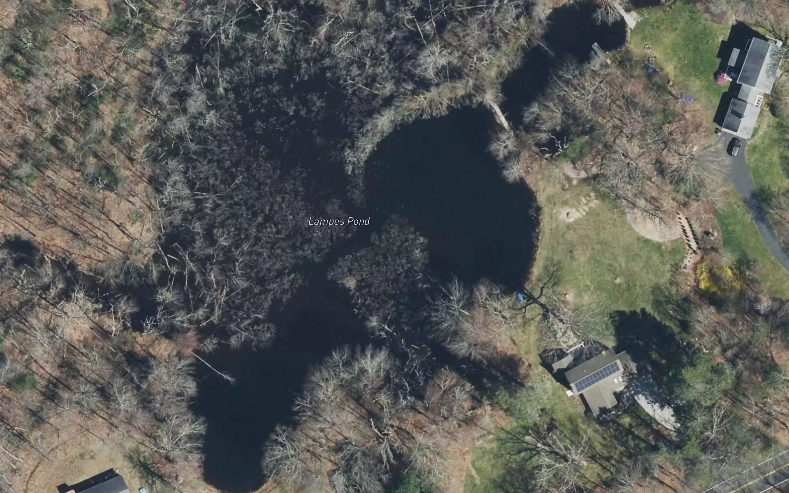 Lampes Pond