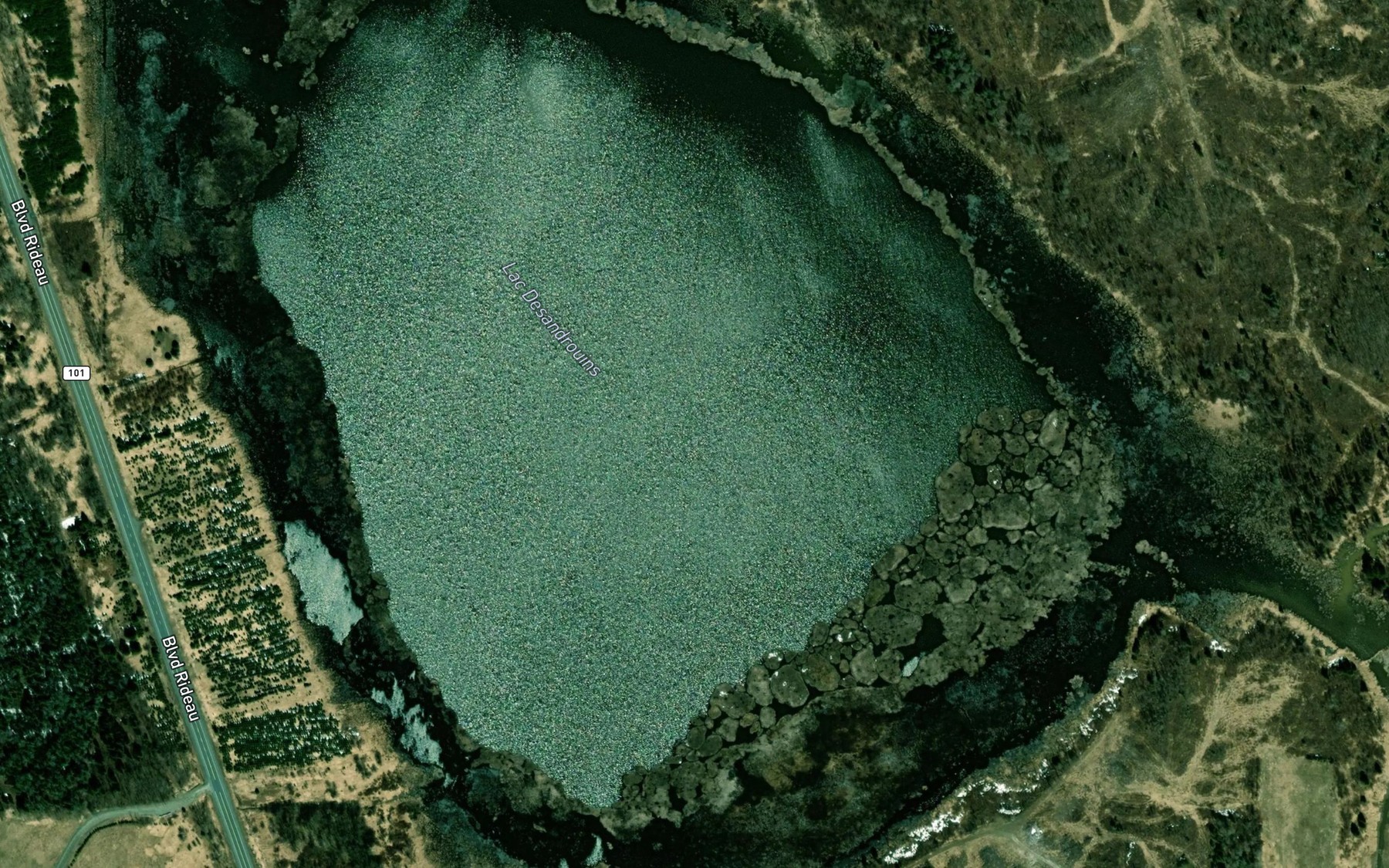 Satellite map of the Lac Desandrouins