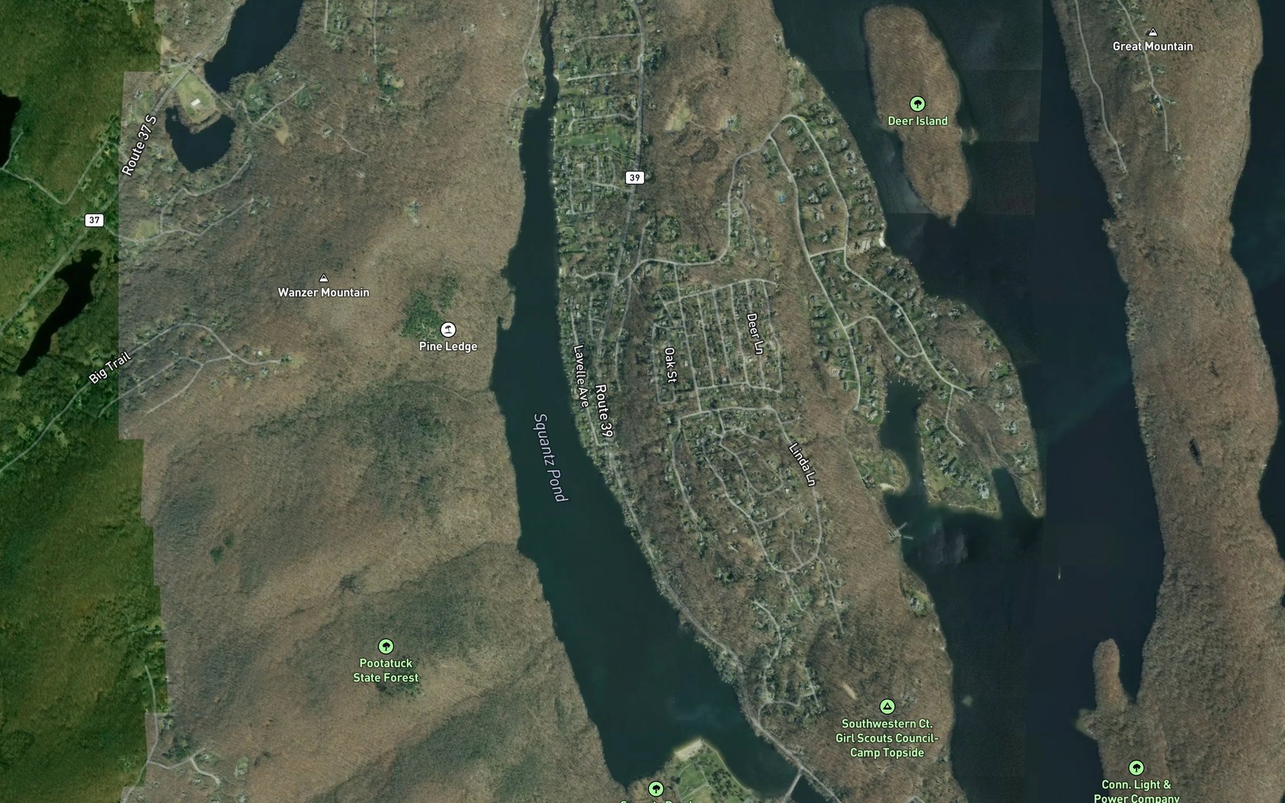 Satellite map of the Squantz Pond State Park