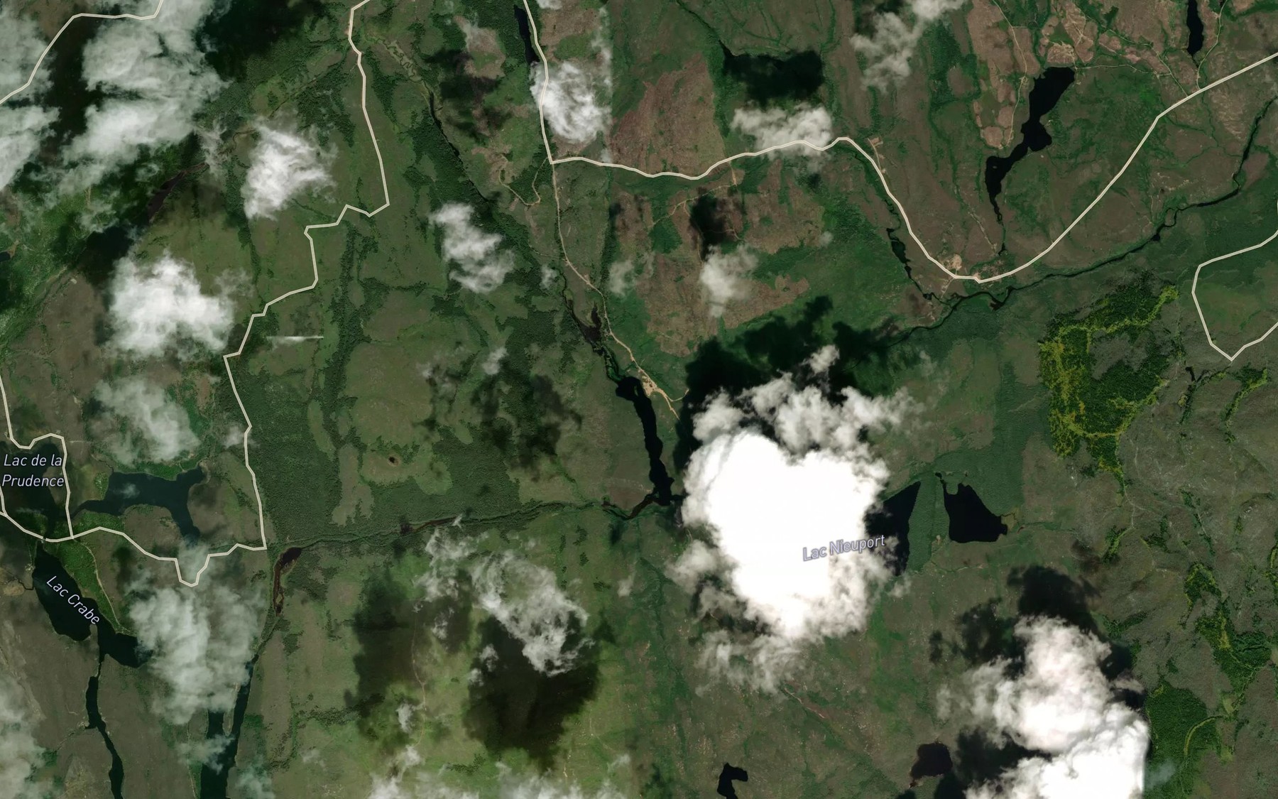 Satellite map of the Lac de la Prudence