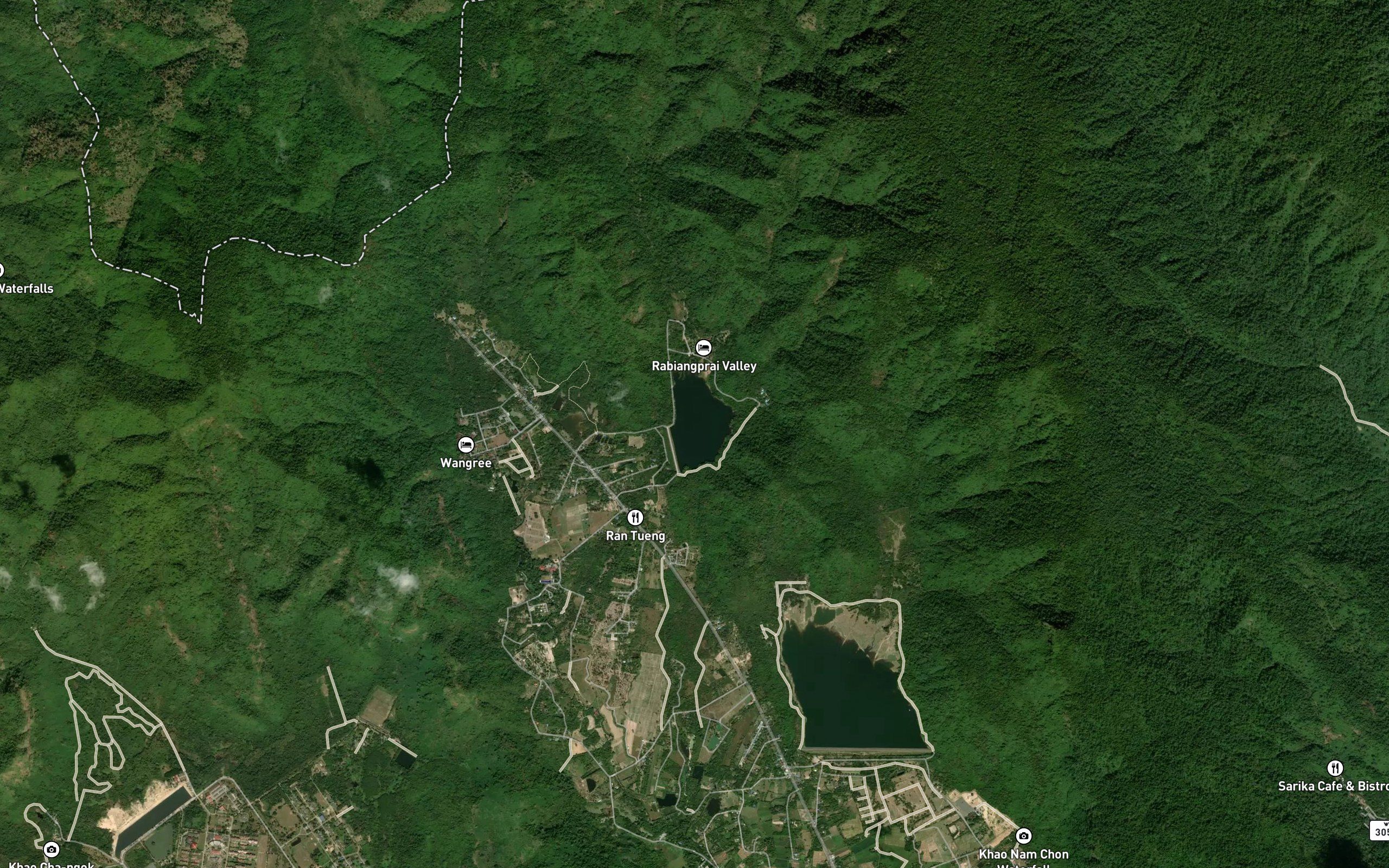 Ang Kep Nam Sai Thong