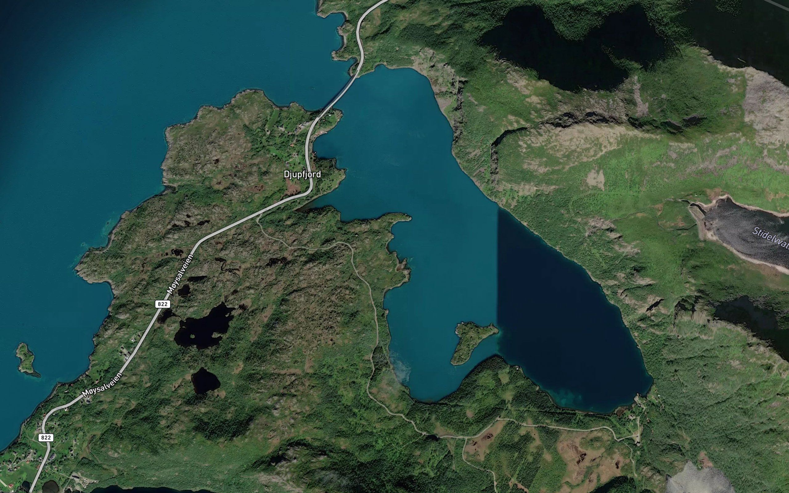 Langnesbukta