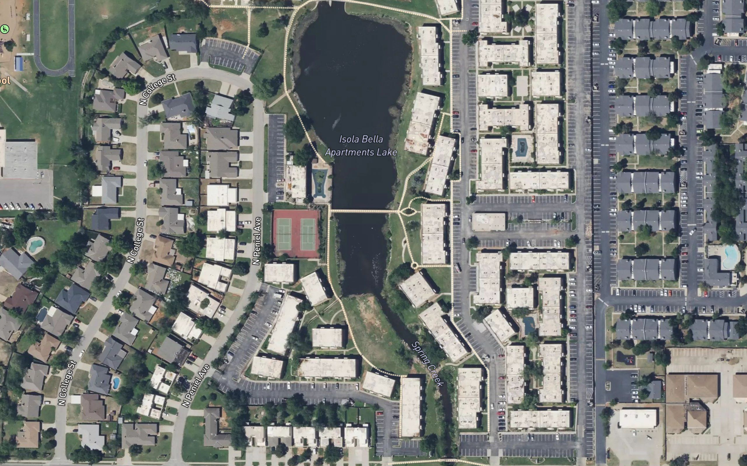 Woodlake Apartments Lake