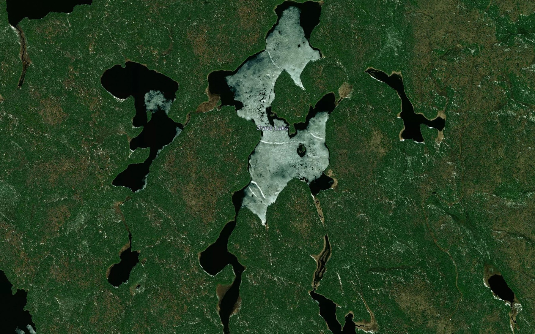 Satellite map of the Grave Lake