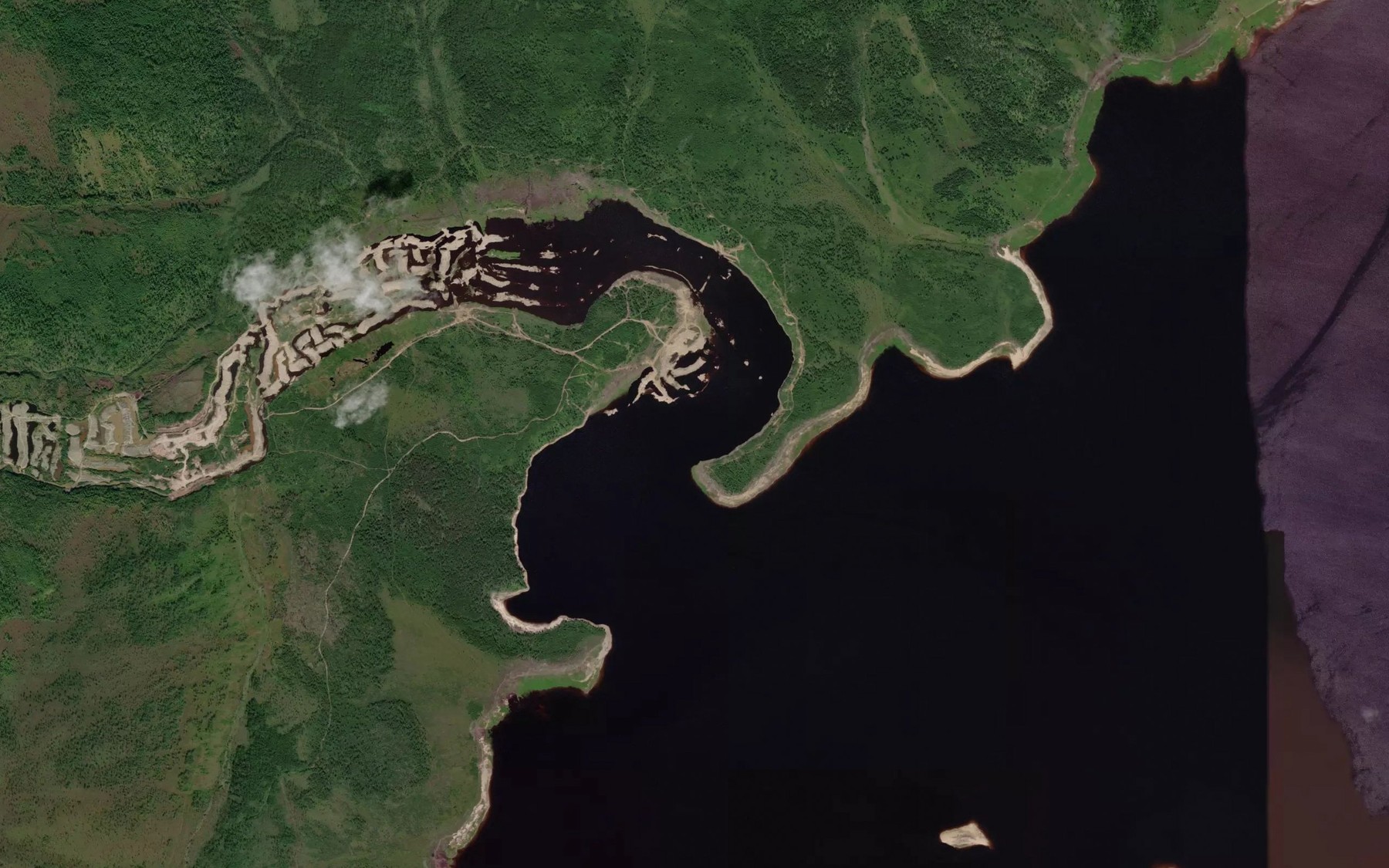 Satellite map of the Bol'shiye Dambuki