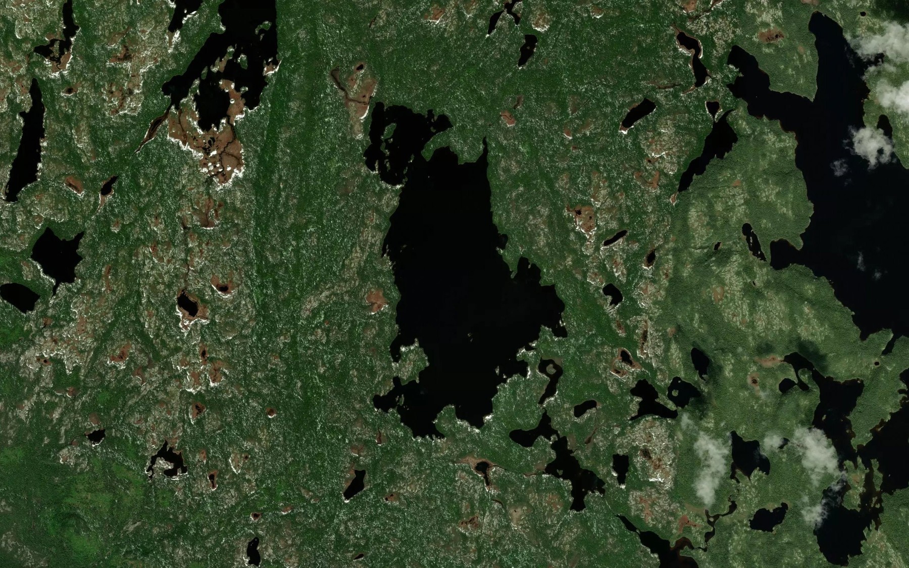 Satellite map of the Lac des Quatre