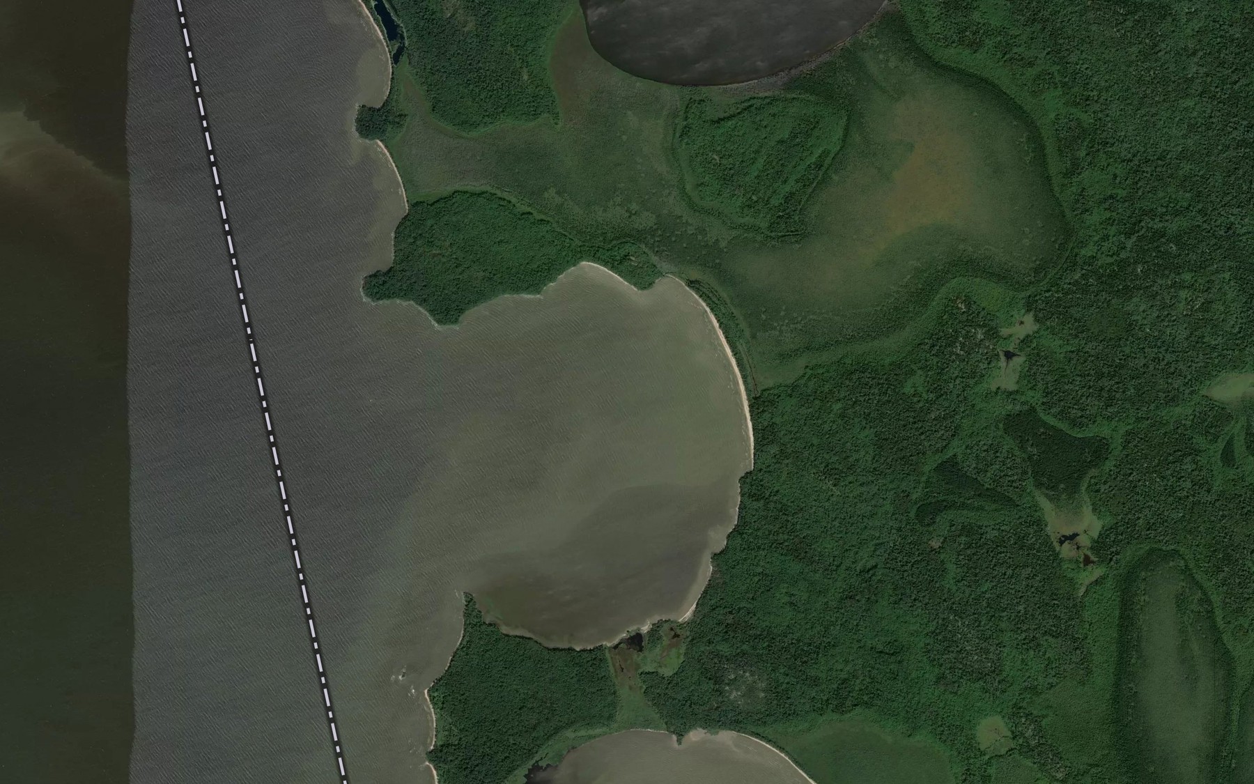 Satellite map of the Oshie Bay
