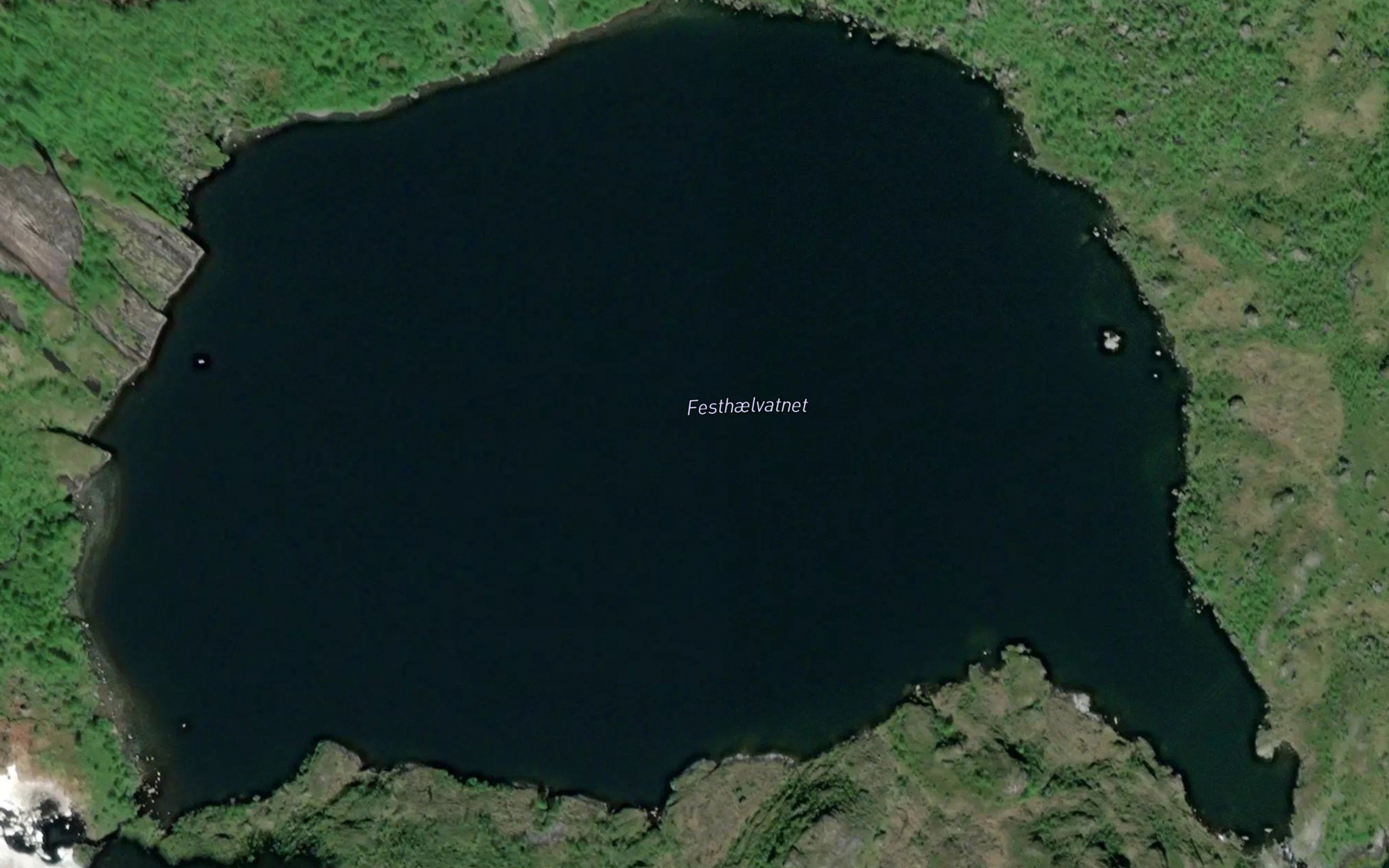 Festhaelvatnet