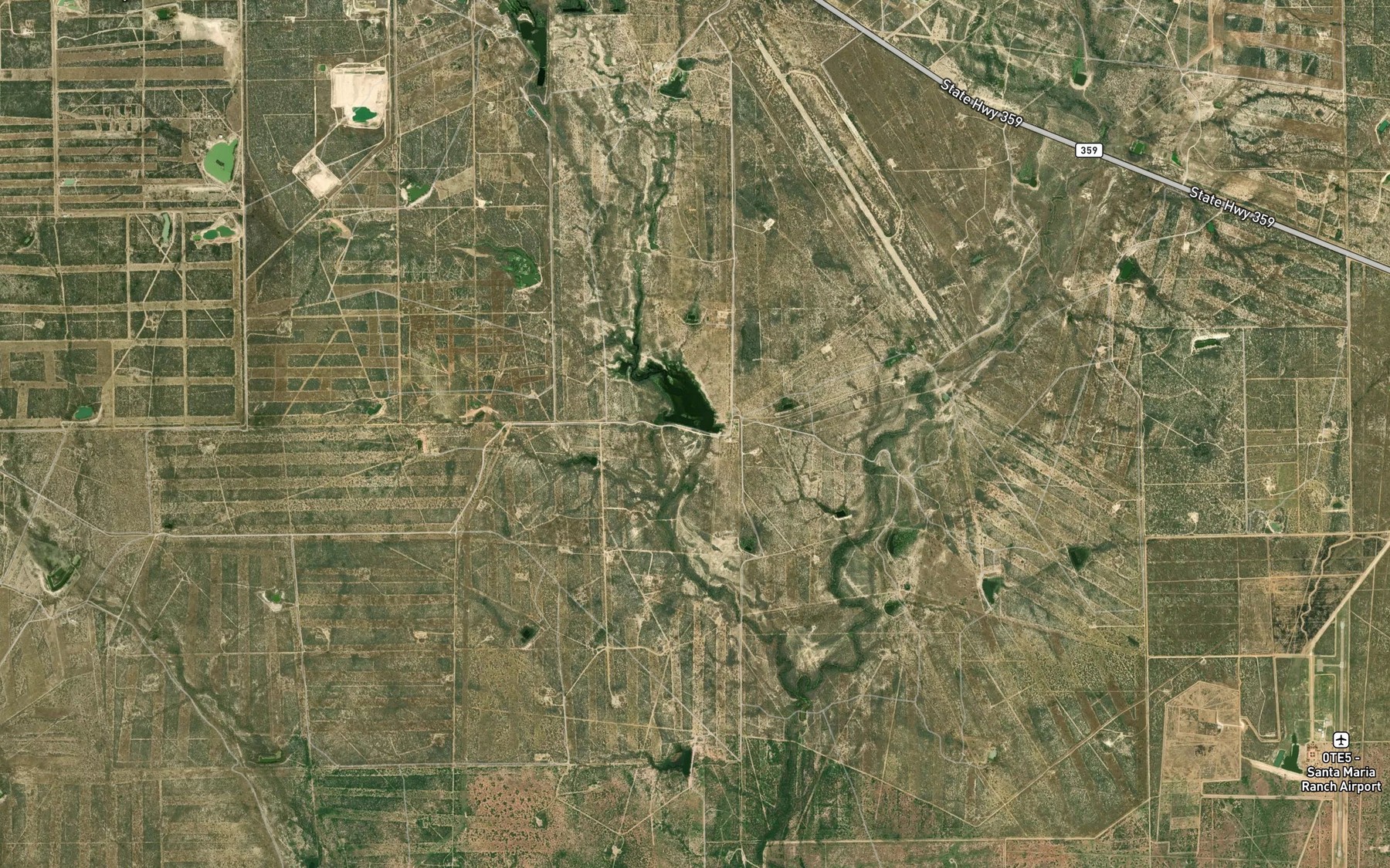 Satellite map of the Hirsch Estate Lake