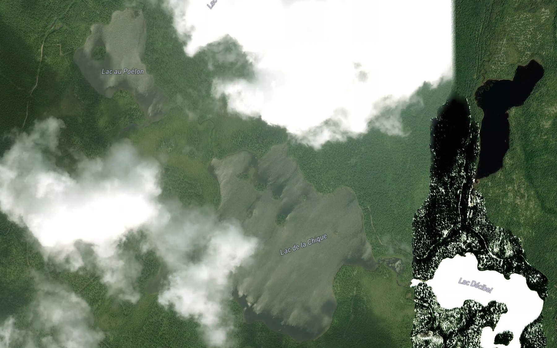 Satellite map of the Lac de la Chique