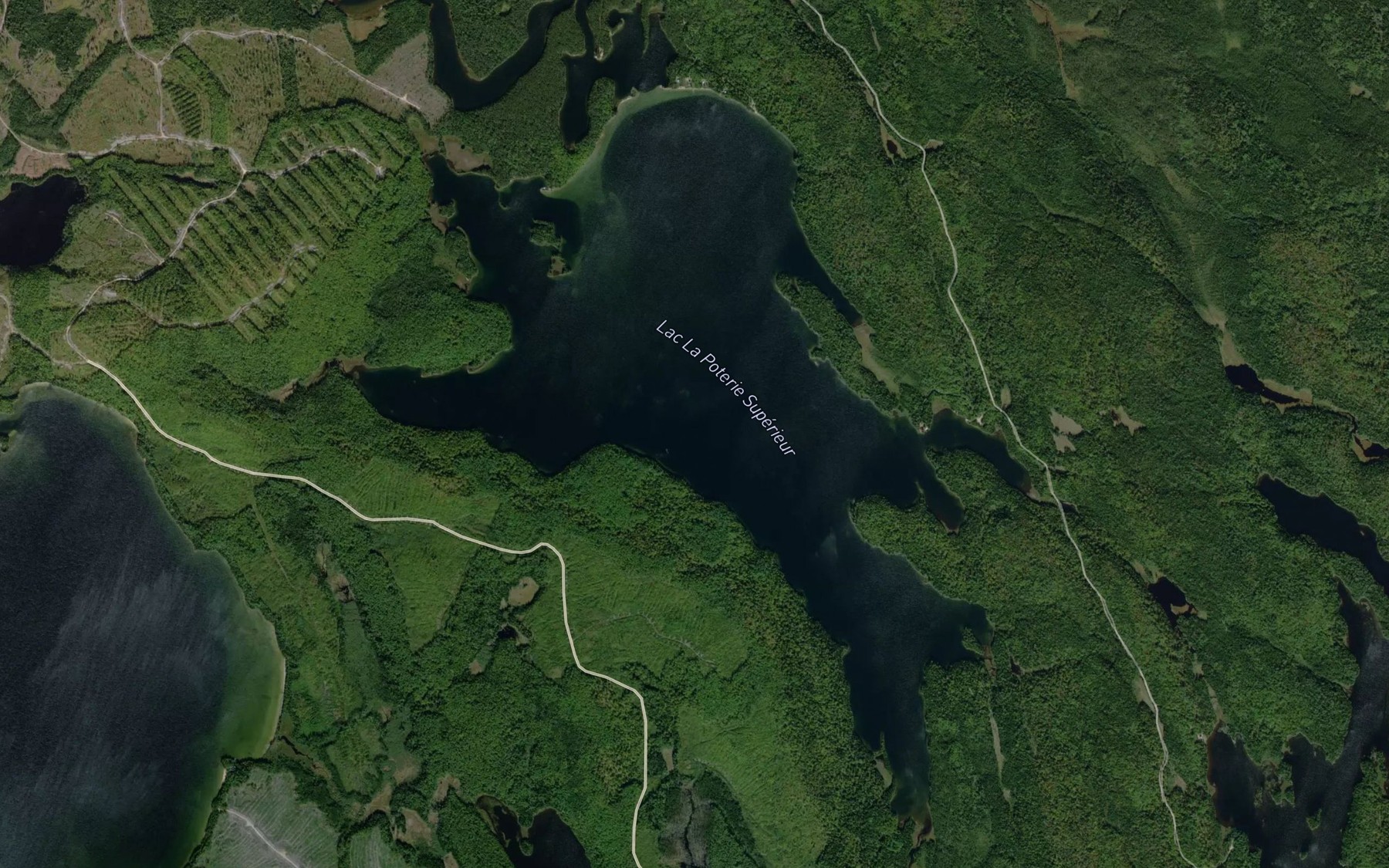 Satellite map of the Lac La Poterie Superieur