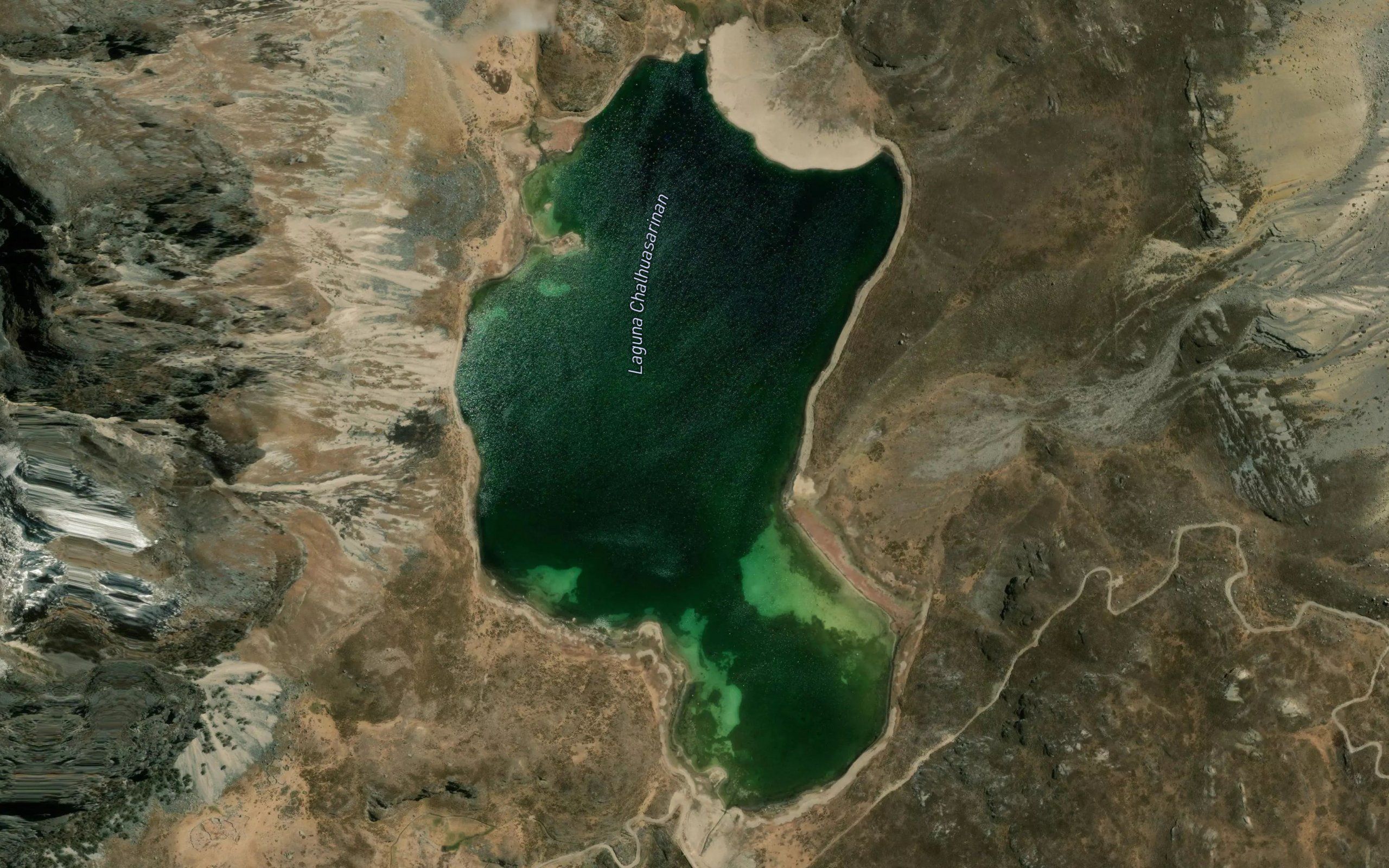 Laguna Chalhuasarinan