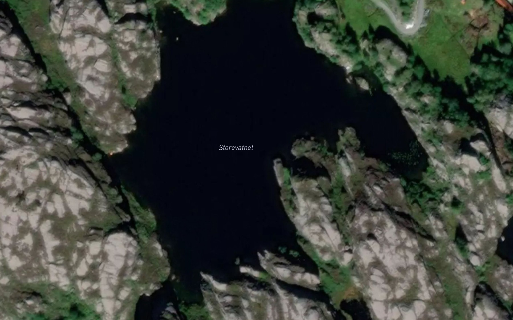Satellite map of the Stovevatnet