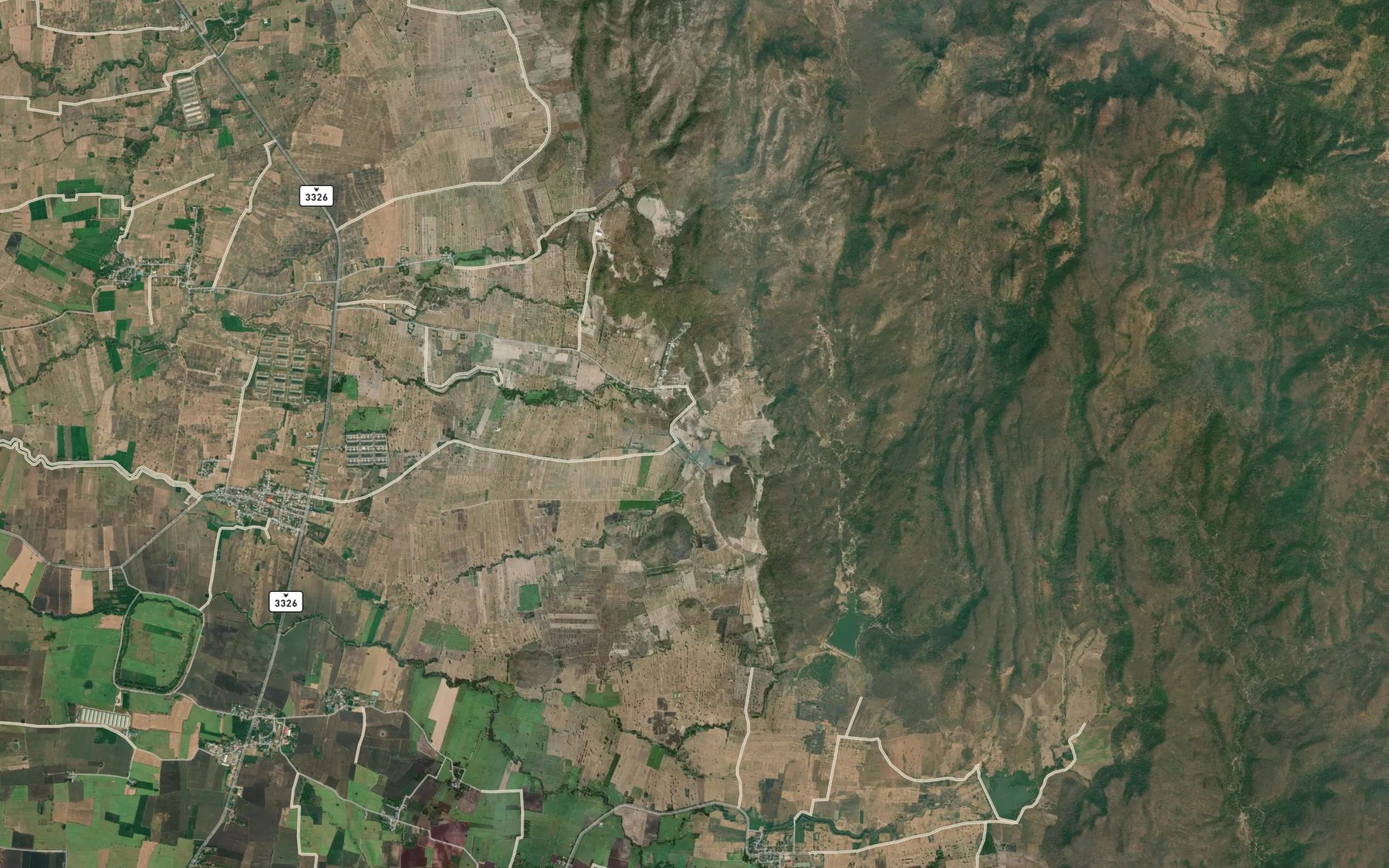 Satellite map of the Ang Kep Nam Wang Hin Hip
