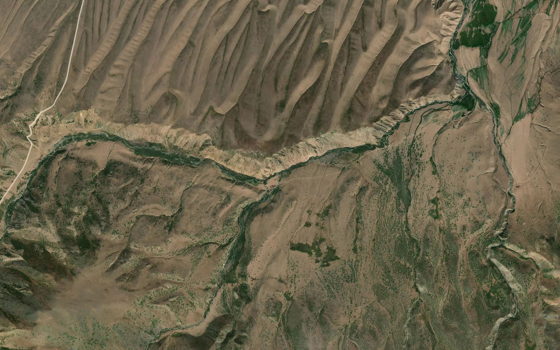 Satellite map of the Kyuryuch-Kol