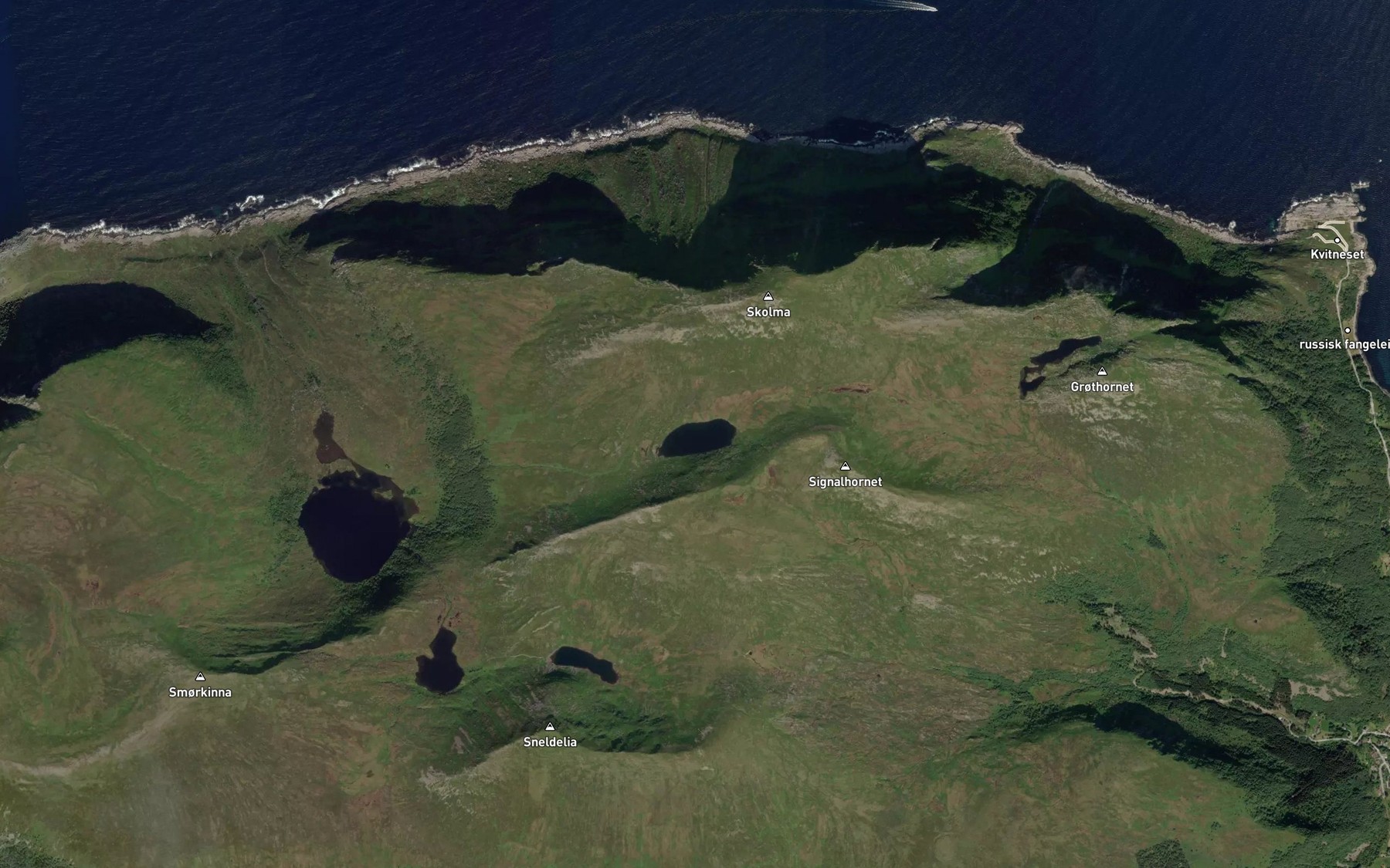 Satellite map of the Skinnalidvatnet