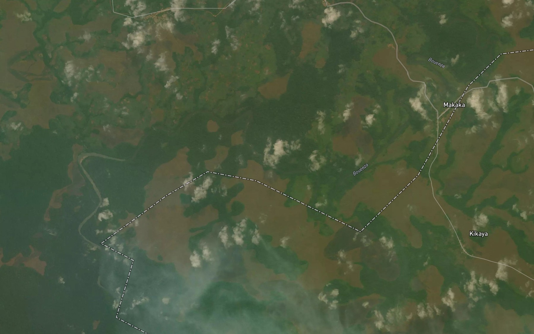 Satellite map of the Moyenge