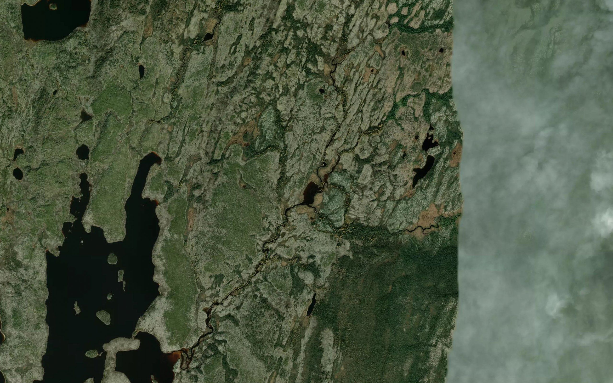 Lac Eshkan